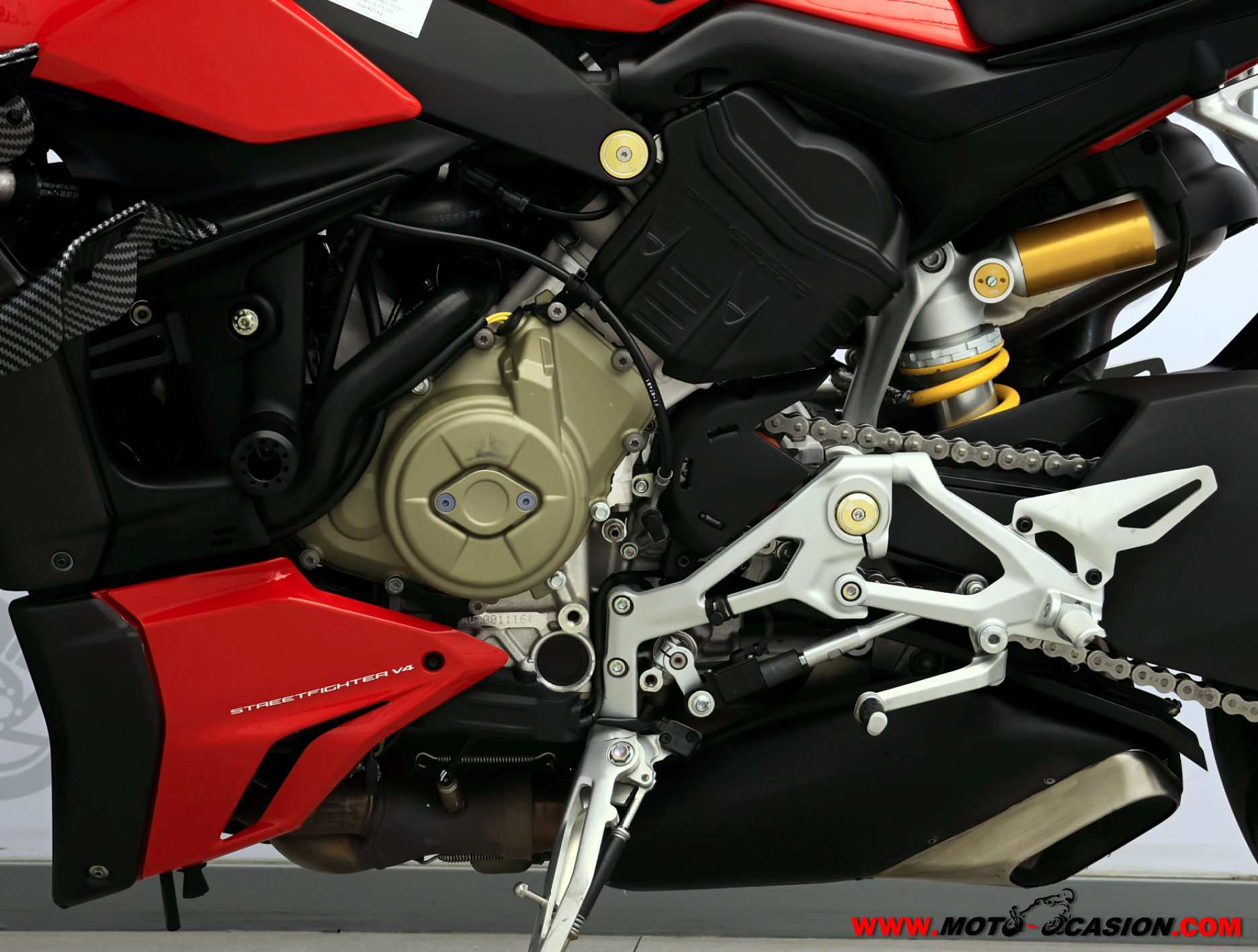 DUCATI STREETFIGHTER V4