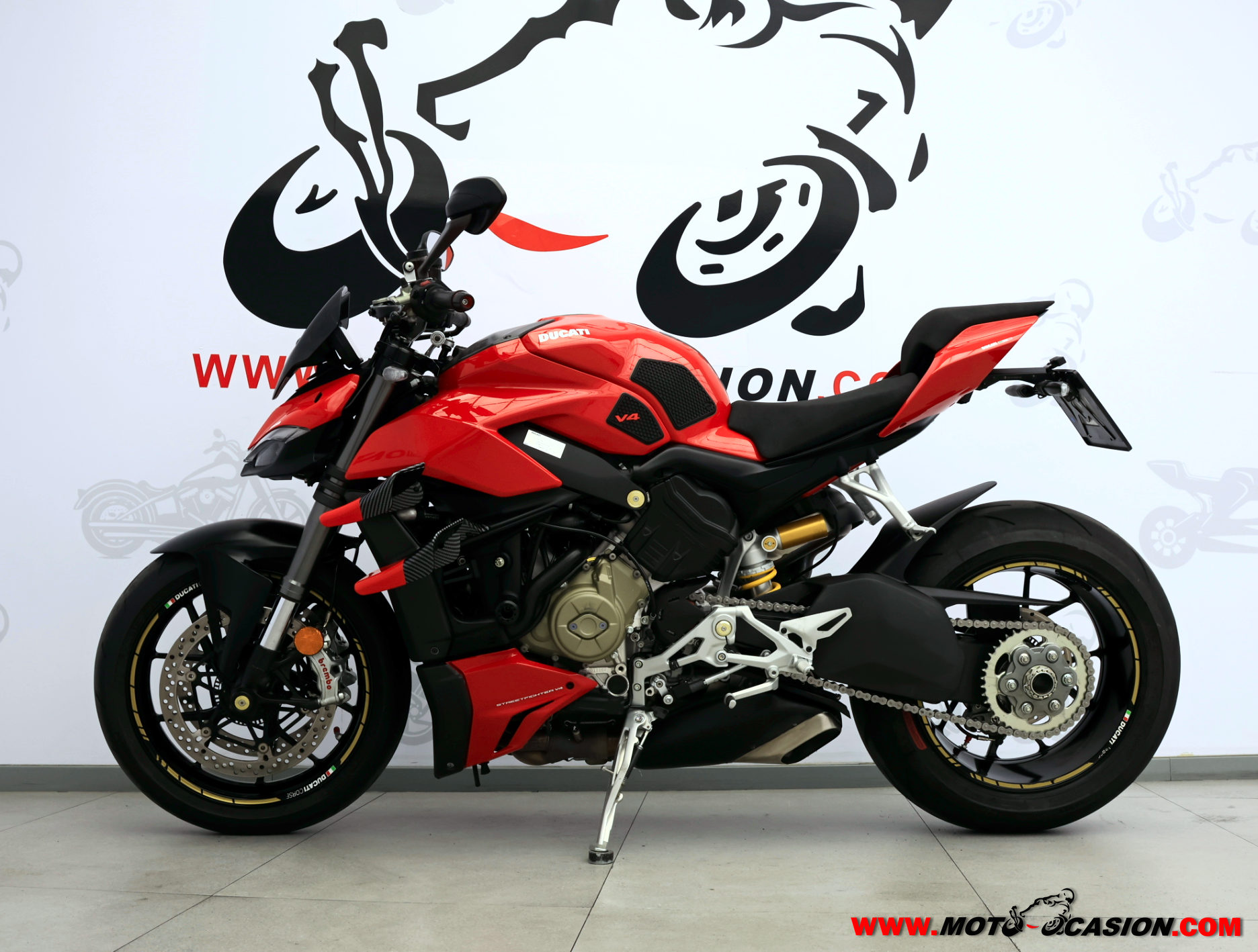 DUCATI STREETFIGHTER V4