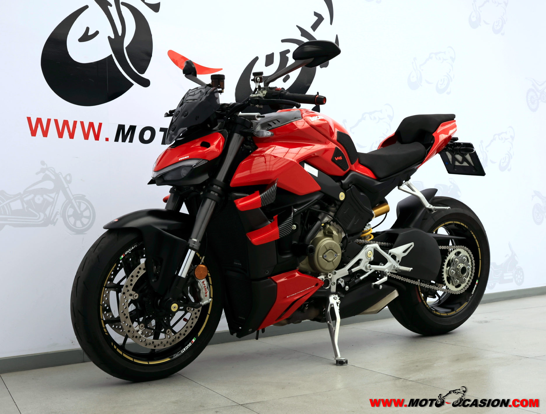 DUCATI STREETFIGHTER V4
