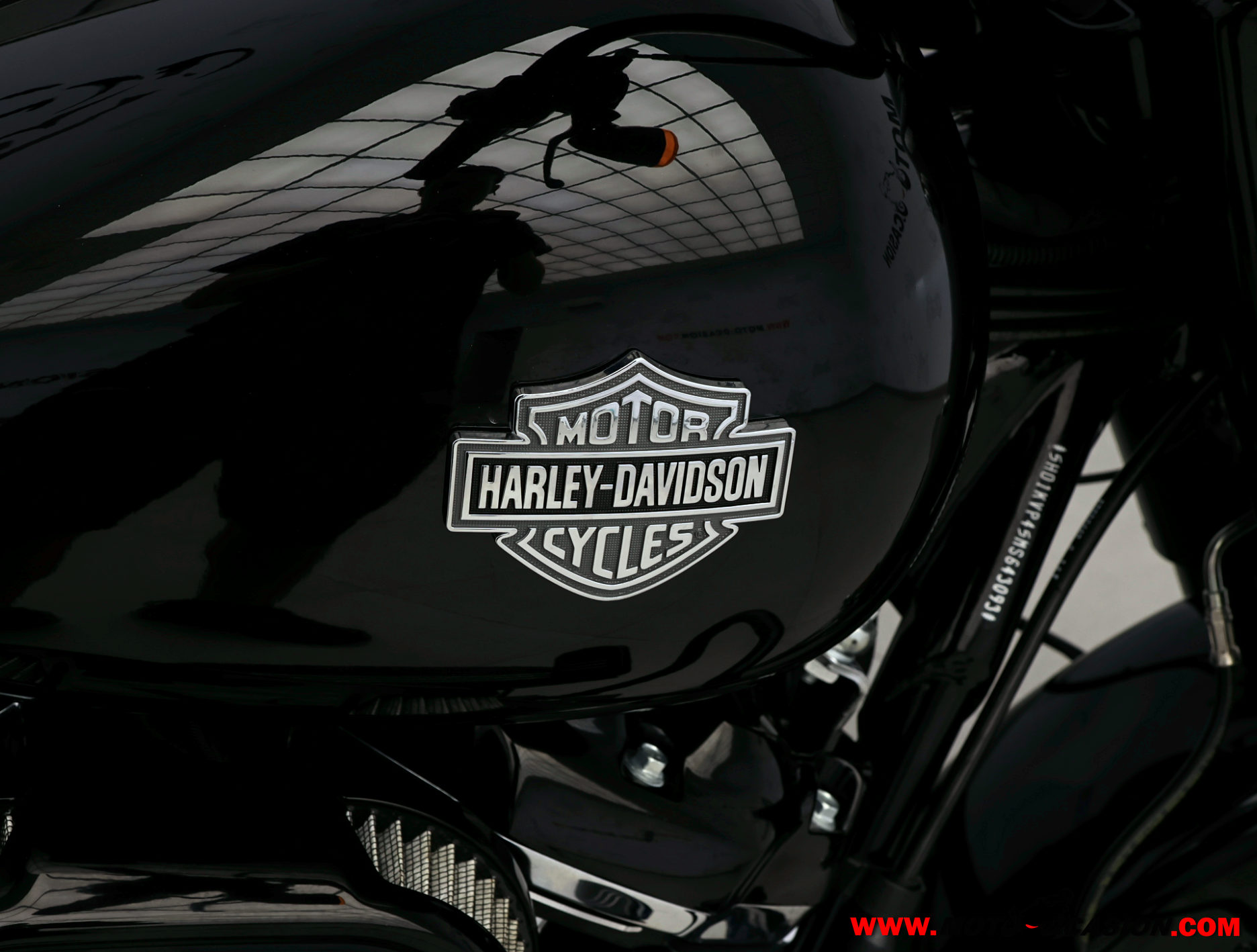HARLEY-DAVIDSON ROAD KING SPECIAL