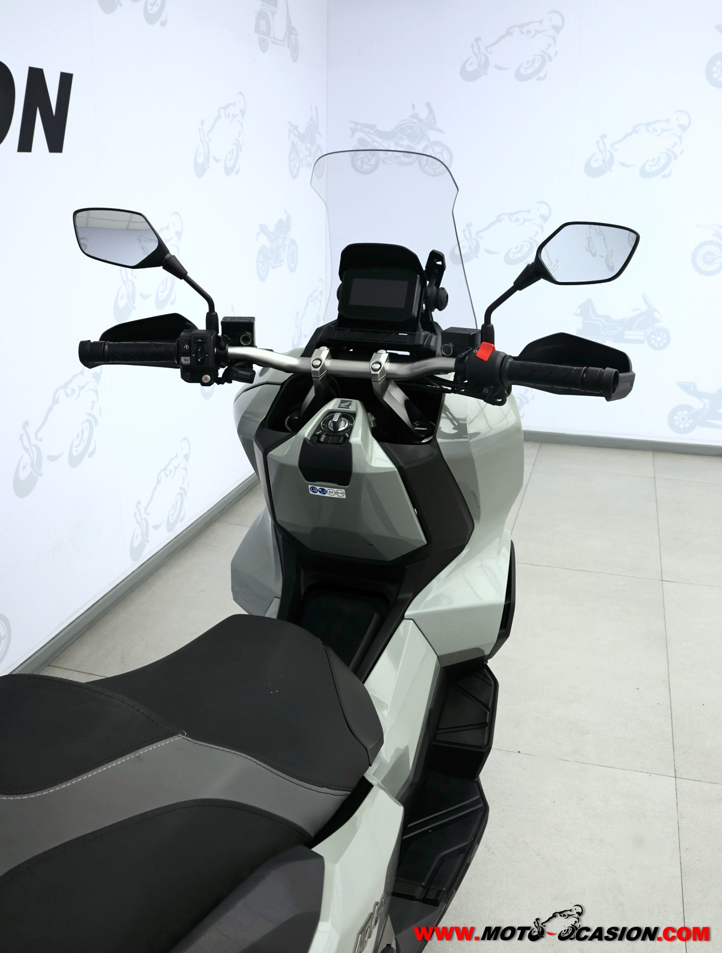 HONDA ADV 350 -APTA A2- GARANTÍA OFICIAL