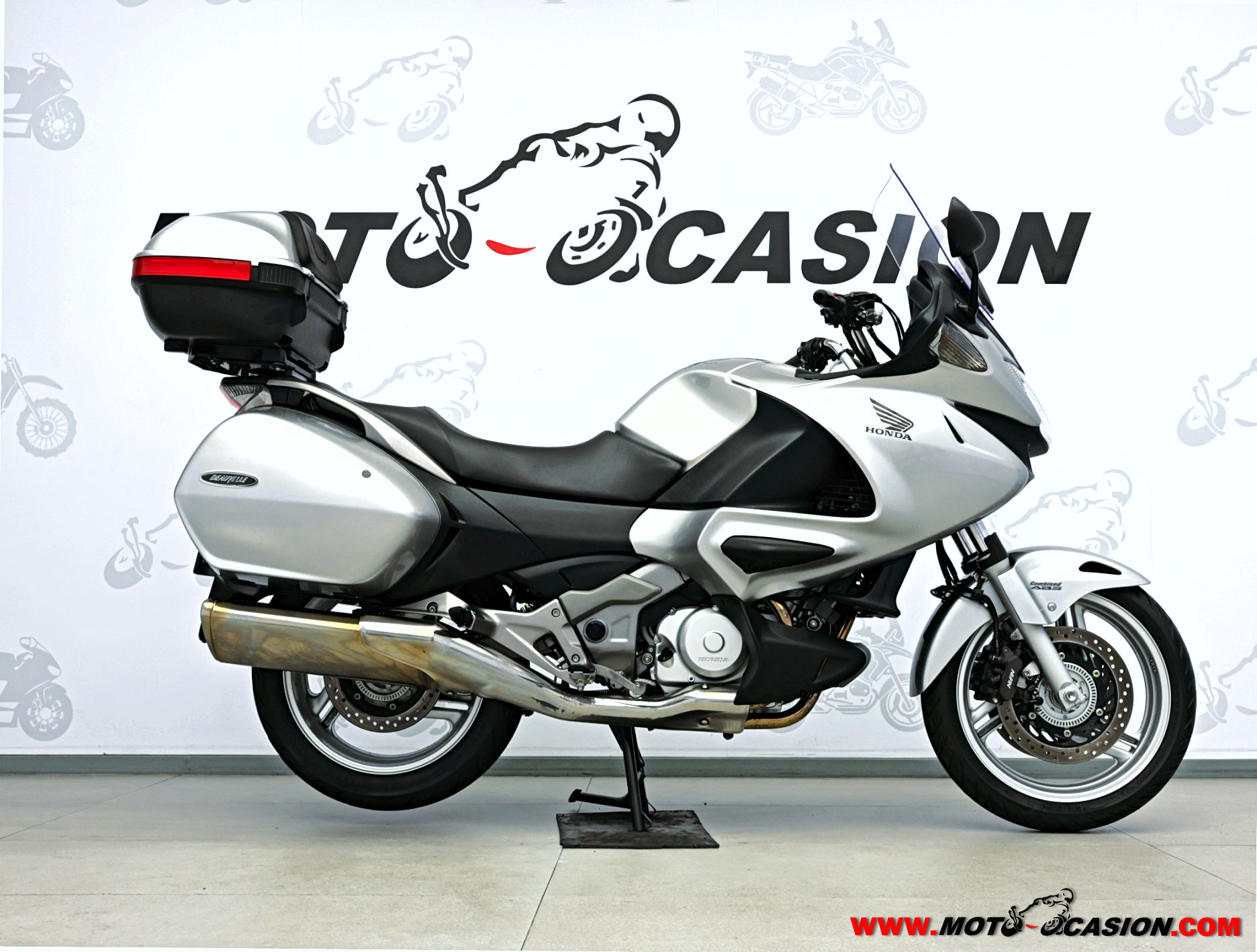 HONDA CRF 1000L AFRICA TWIN ADVENTURE SPORTS ¿A2? (copia)