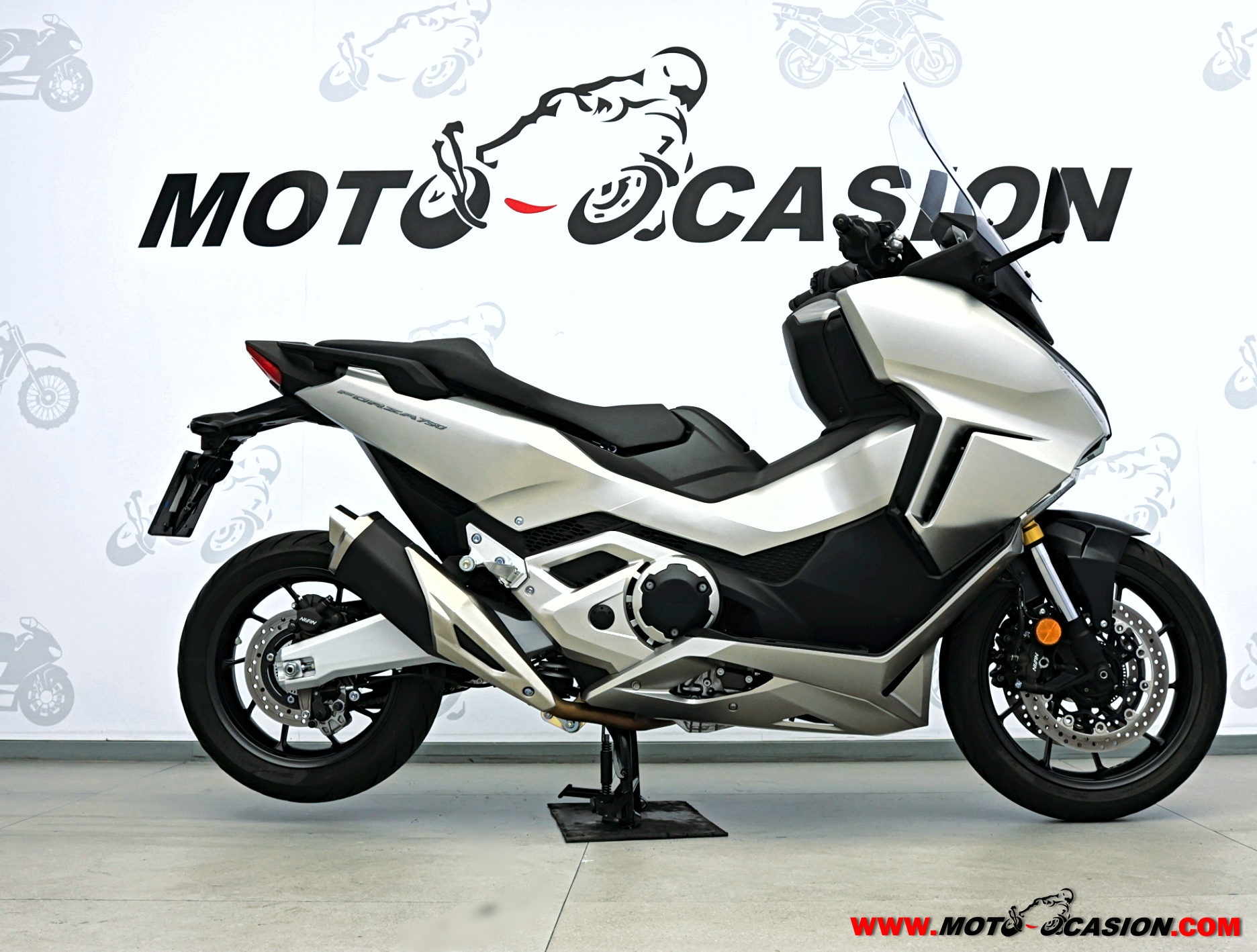 HONDA FORZA 350 -APTA A2- GARANTÍA OFICIAL (copia)