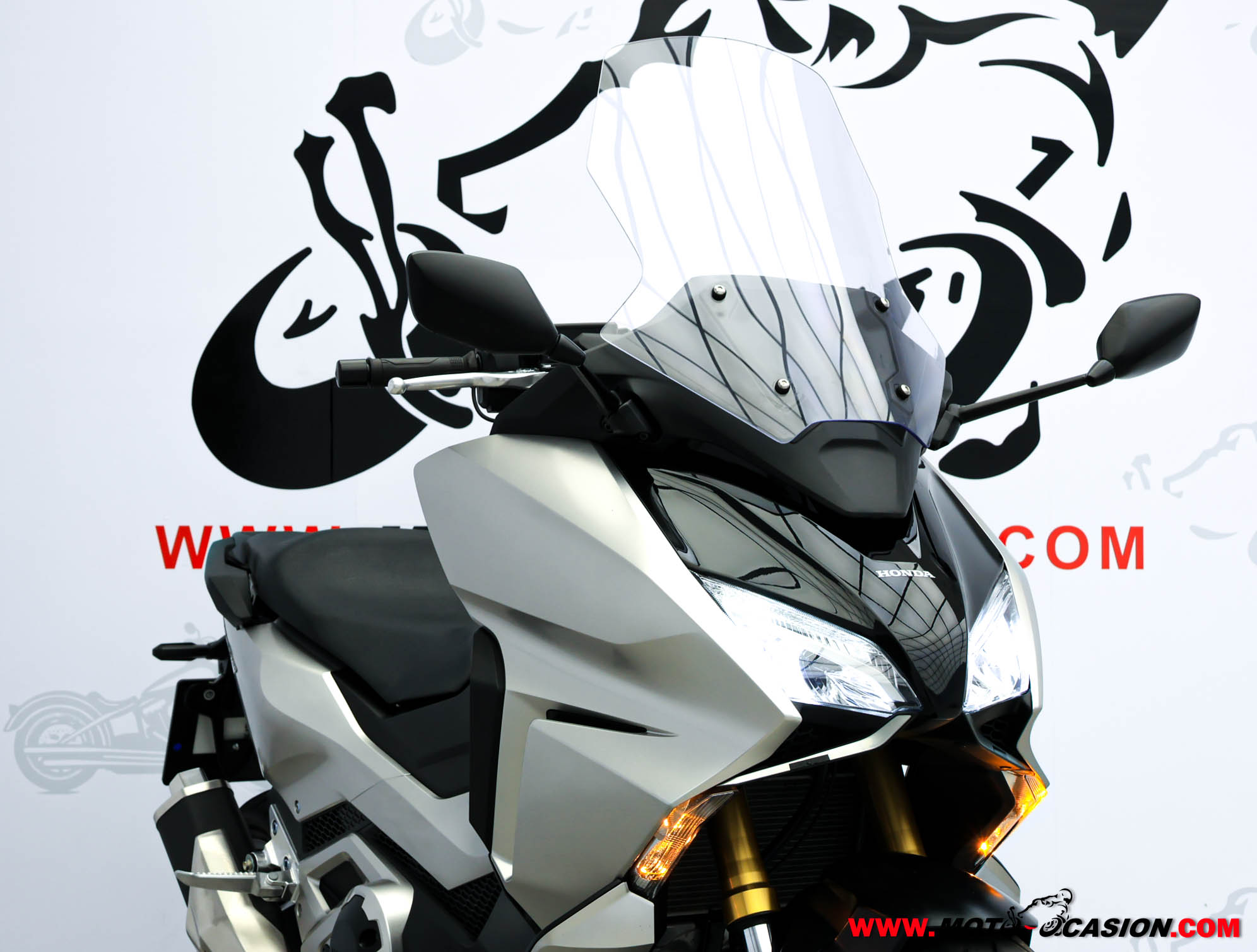 HONDA FORZA 350 -APTA A2- GARANTÍA OFICIAL (copia)