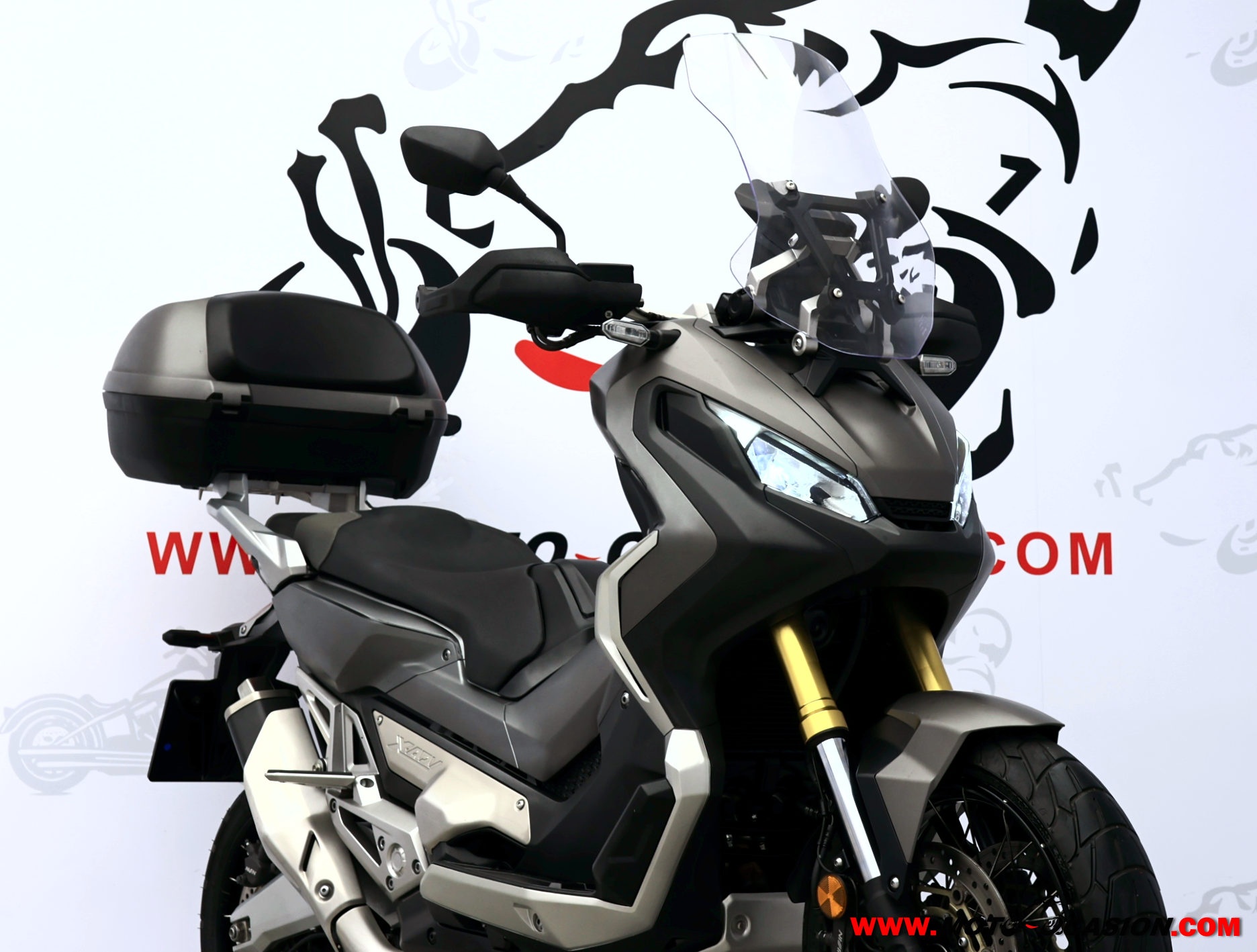 HONDA X-ADV 750 ¿A2? (copia)