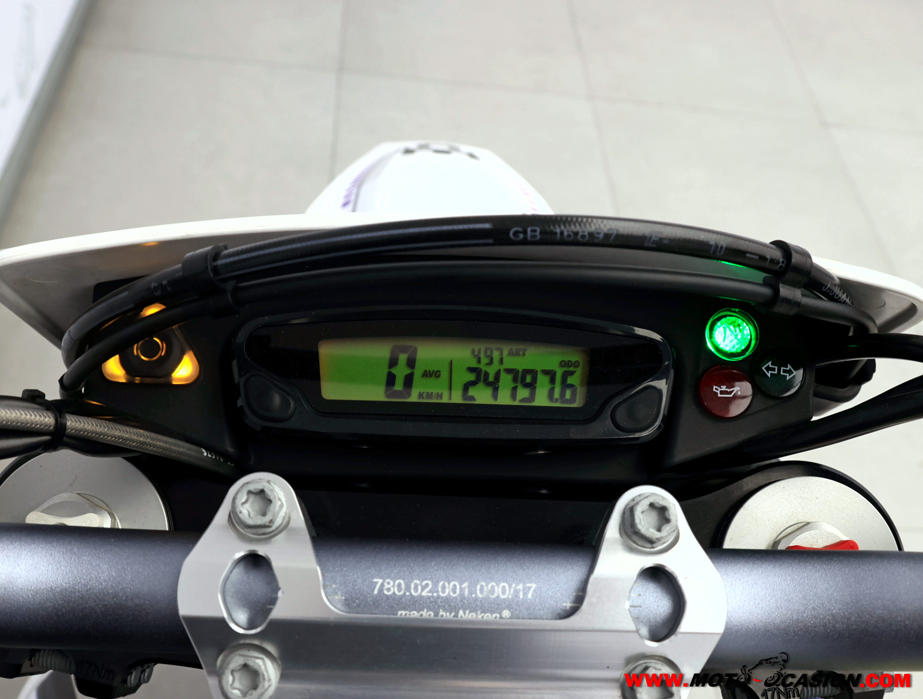 HUSQVARNA 701 SUPERMOTO -A2-