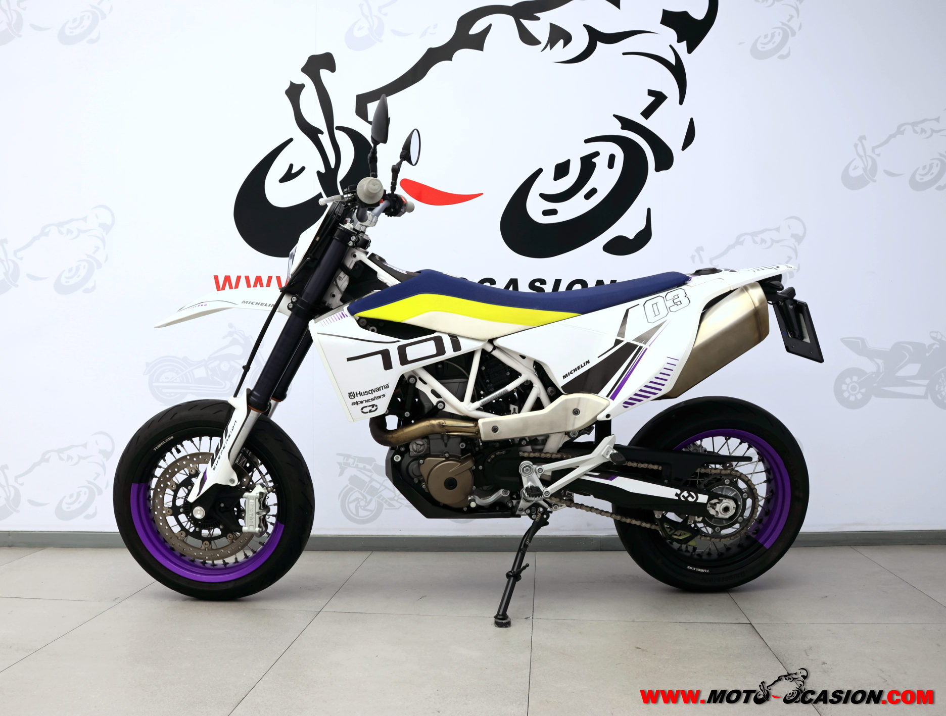 HUSQVARNA 701 SUPERMOTO -A2-