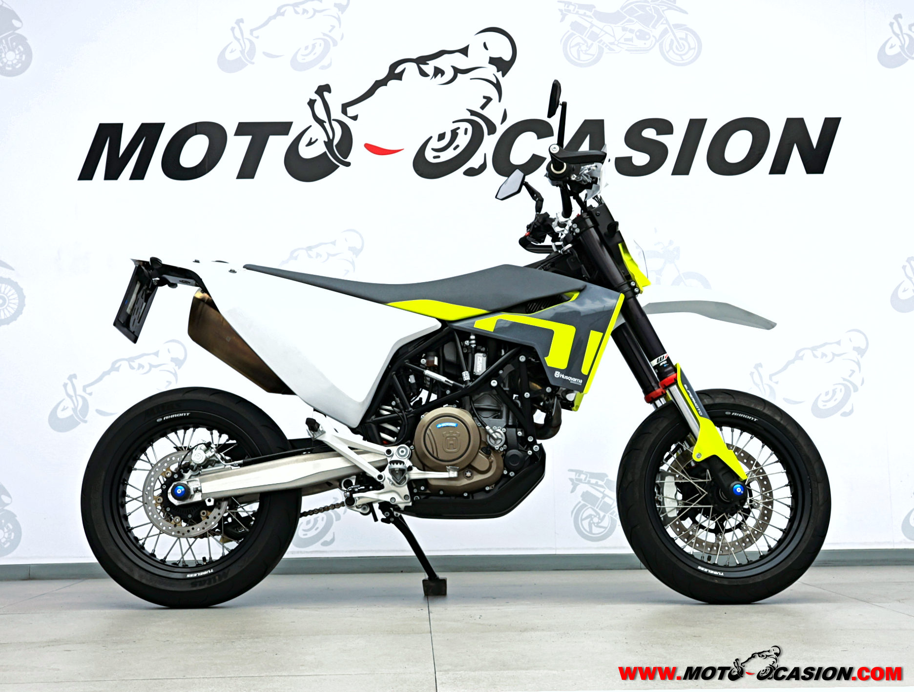 HUSQVARNA 701 SUPERMOTO ¿A2?