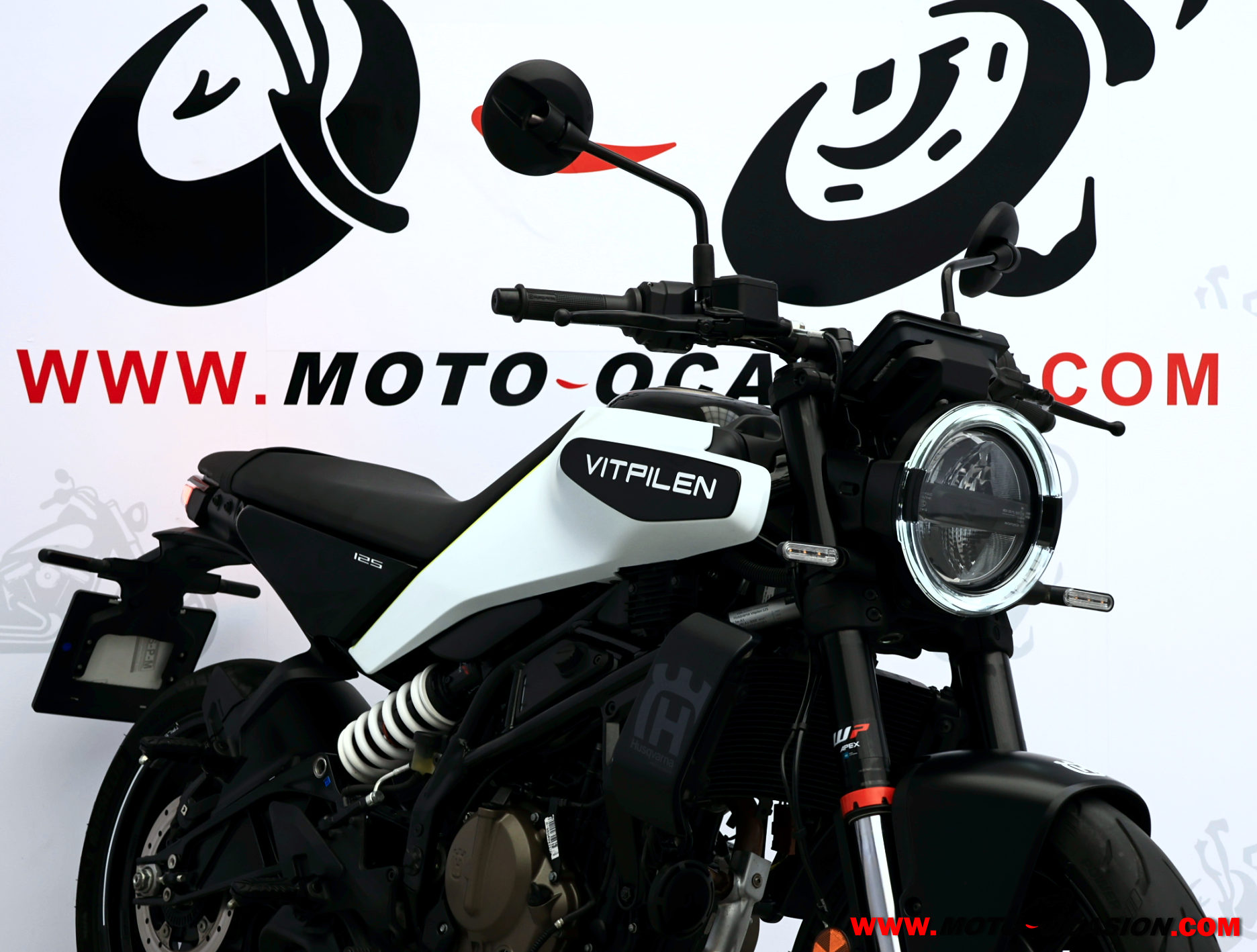 HUSQVARNA SVARTPILEN 125 -APTA B Y A1- (copia)