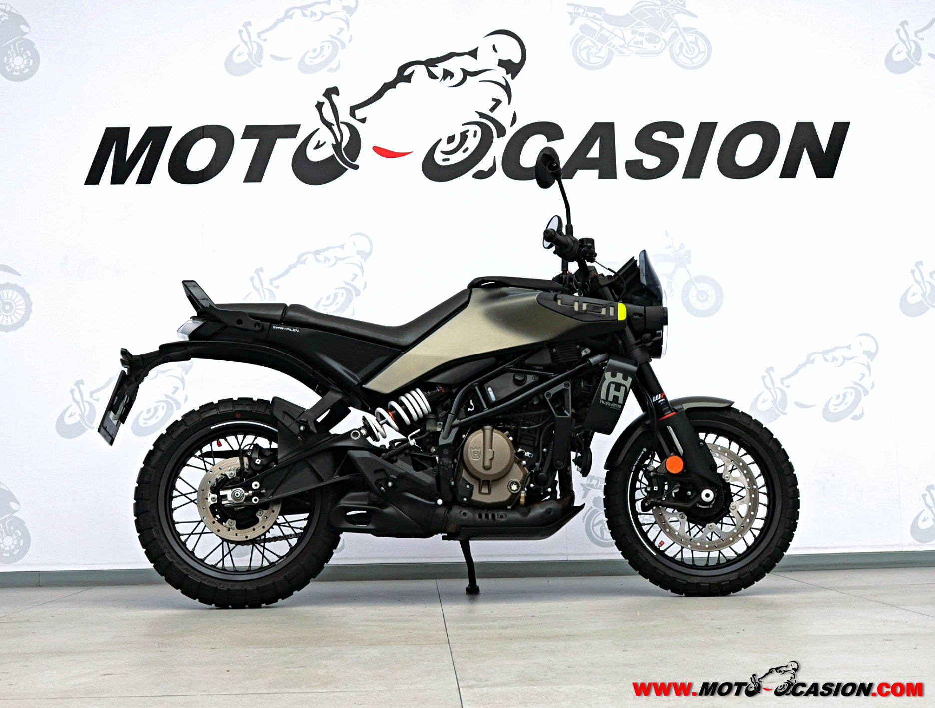 HUSQVARNA SVARTPILEN 401