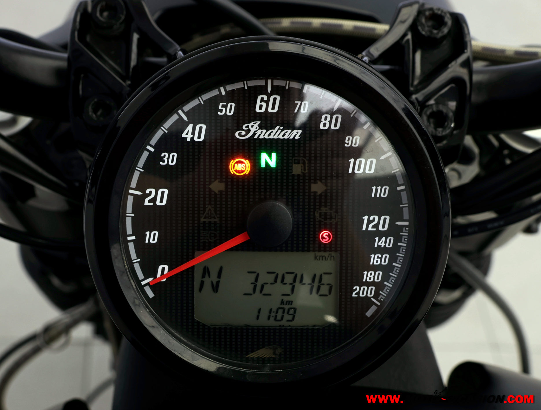 INDIAN SCOUT BOBBER ¿A2? (copia)