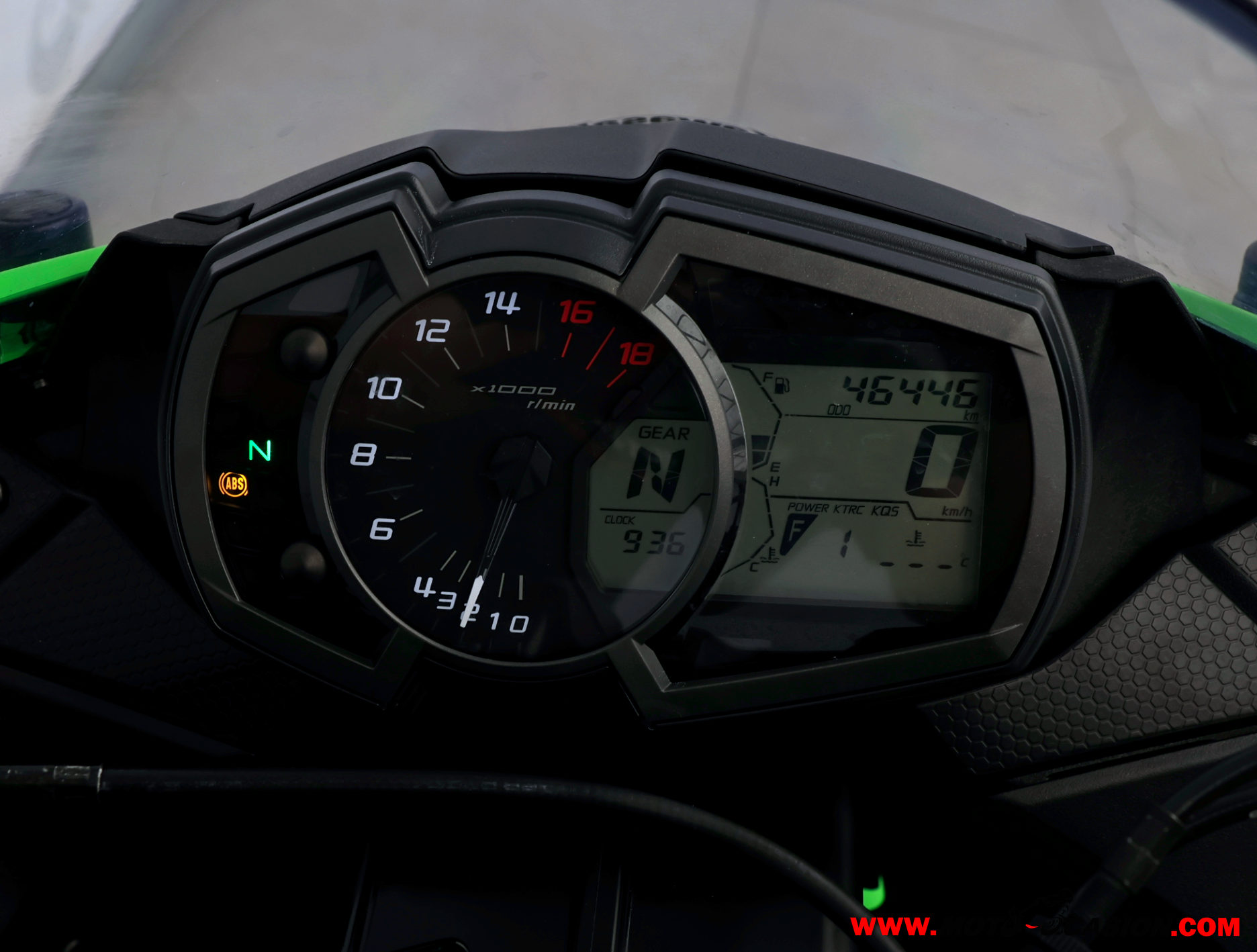 KAWASAKI NINJA ZX-6R (copia)