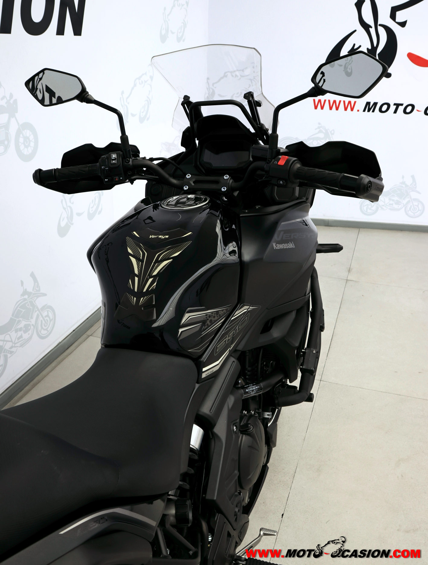 KAWASAKI VERSYS 650 ¿A2? GARANTÍA OFICIAL (copia)