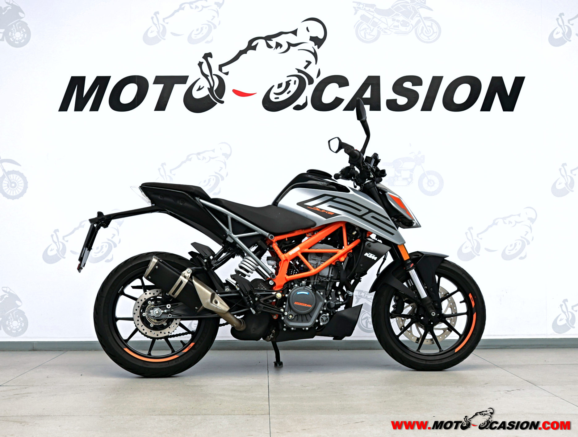 KTM 125 DUKE -APTA B Y A1-