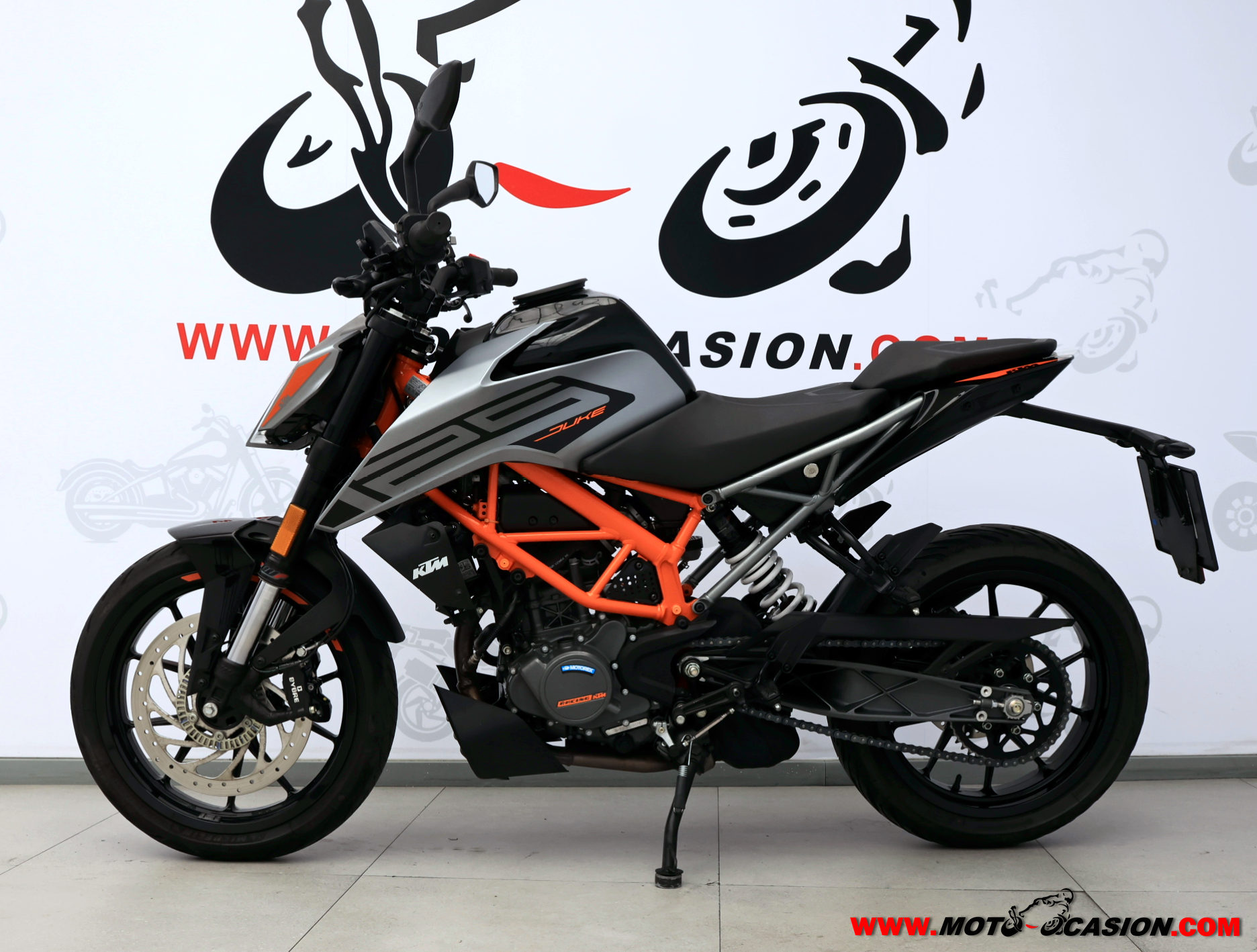 KTM 125 DUKE -APTA B Y A1-