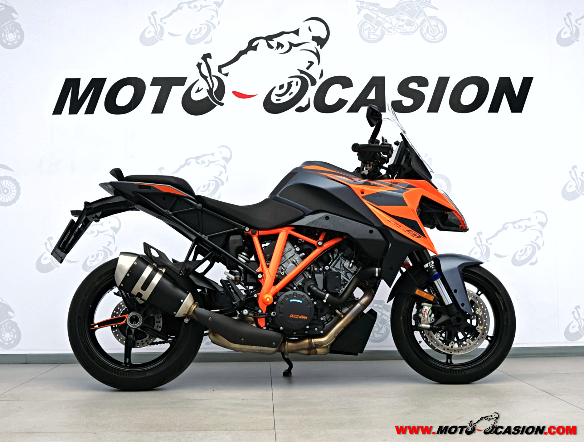 KTM 1290 SUPER DUKE GT (copia)