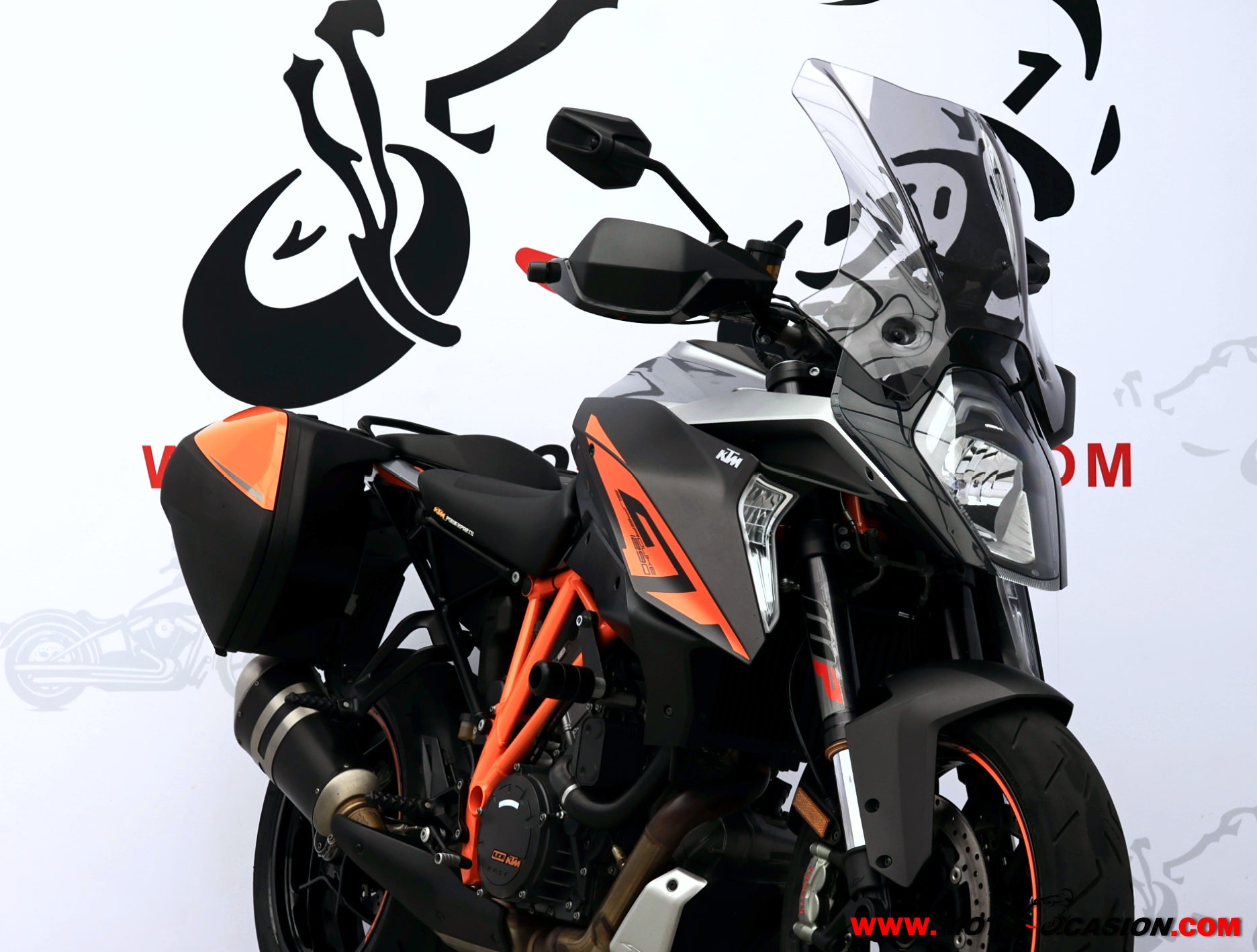 KTM 1290 SUPER DUKE GT (copia)