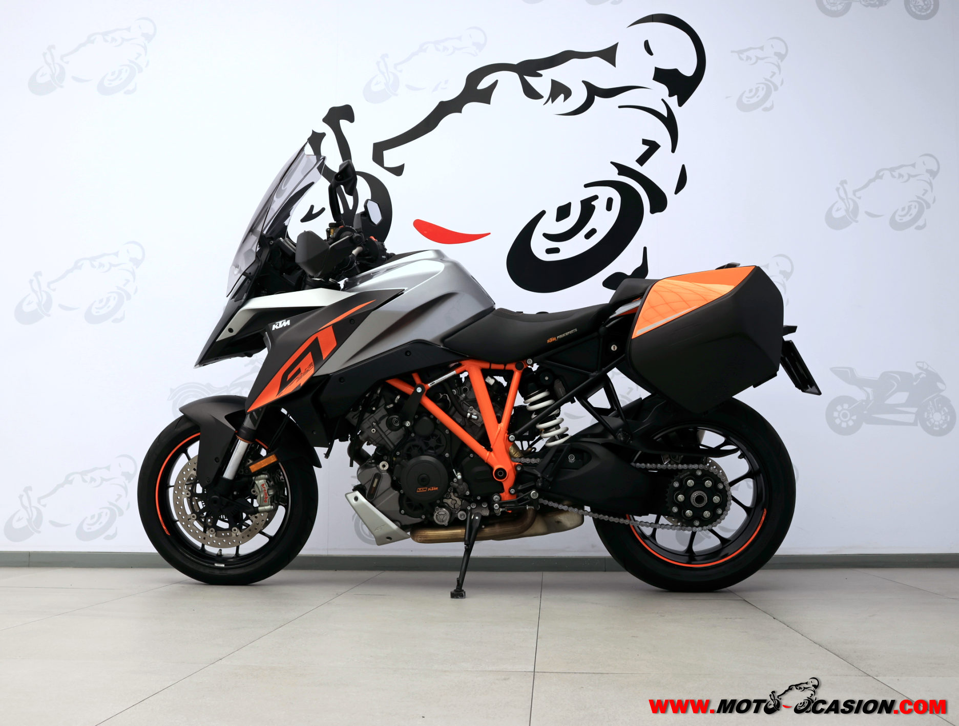 KTM 1290 SUPER DUKE GT (copia)