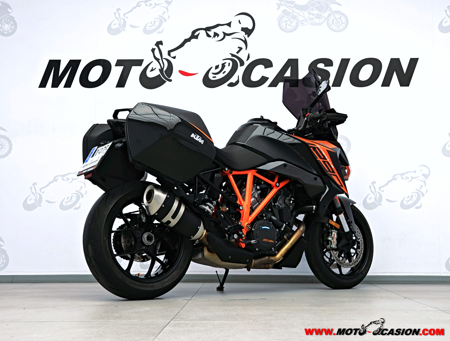 KTM 1290 SUPER DUKE GT (copia)