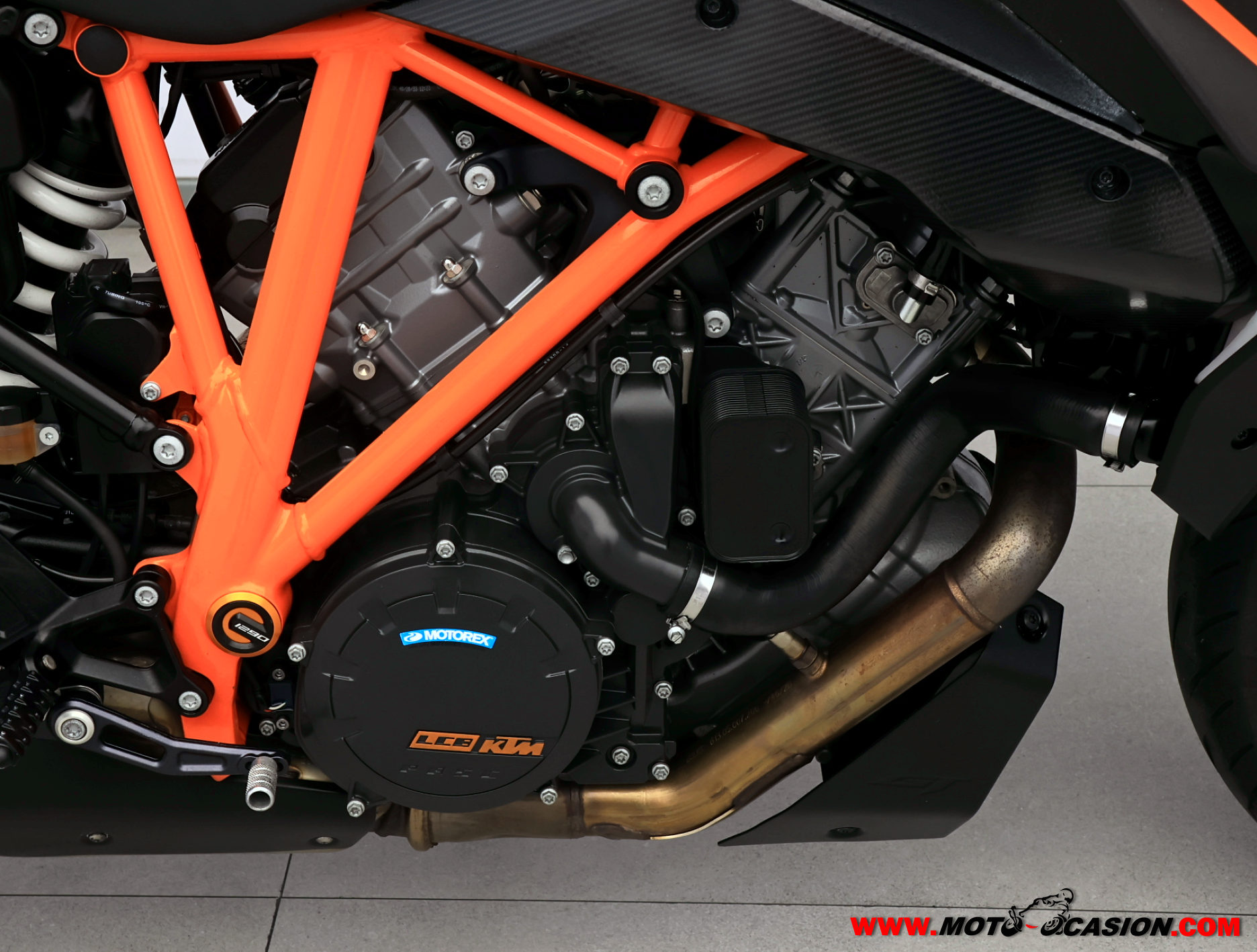 KTM 1290 SUPER DUKE GT (copia)