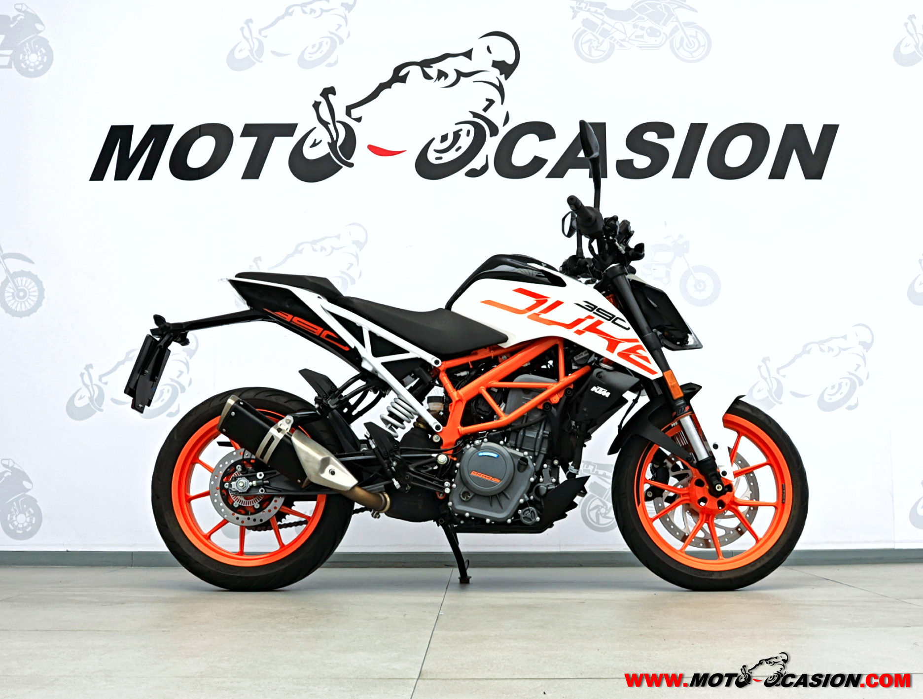 KTM 390 DUKE -APTA A2- (copia)