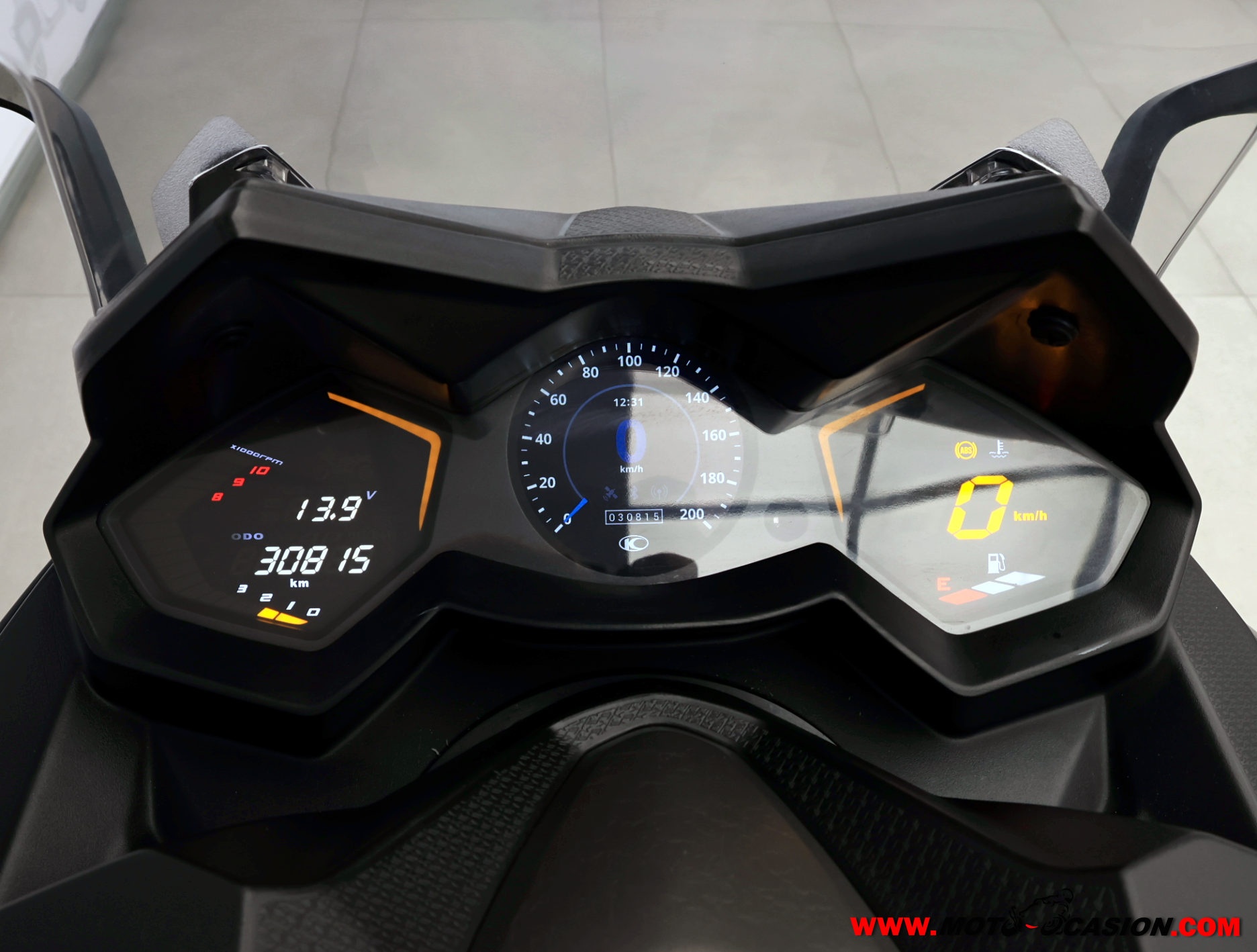 KYMCO AK 550 ¿A2? (copia)