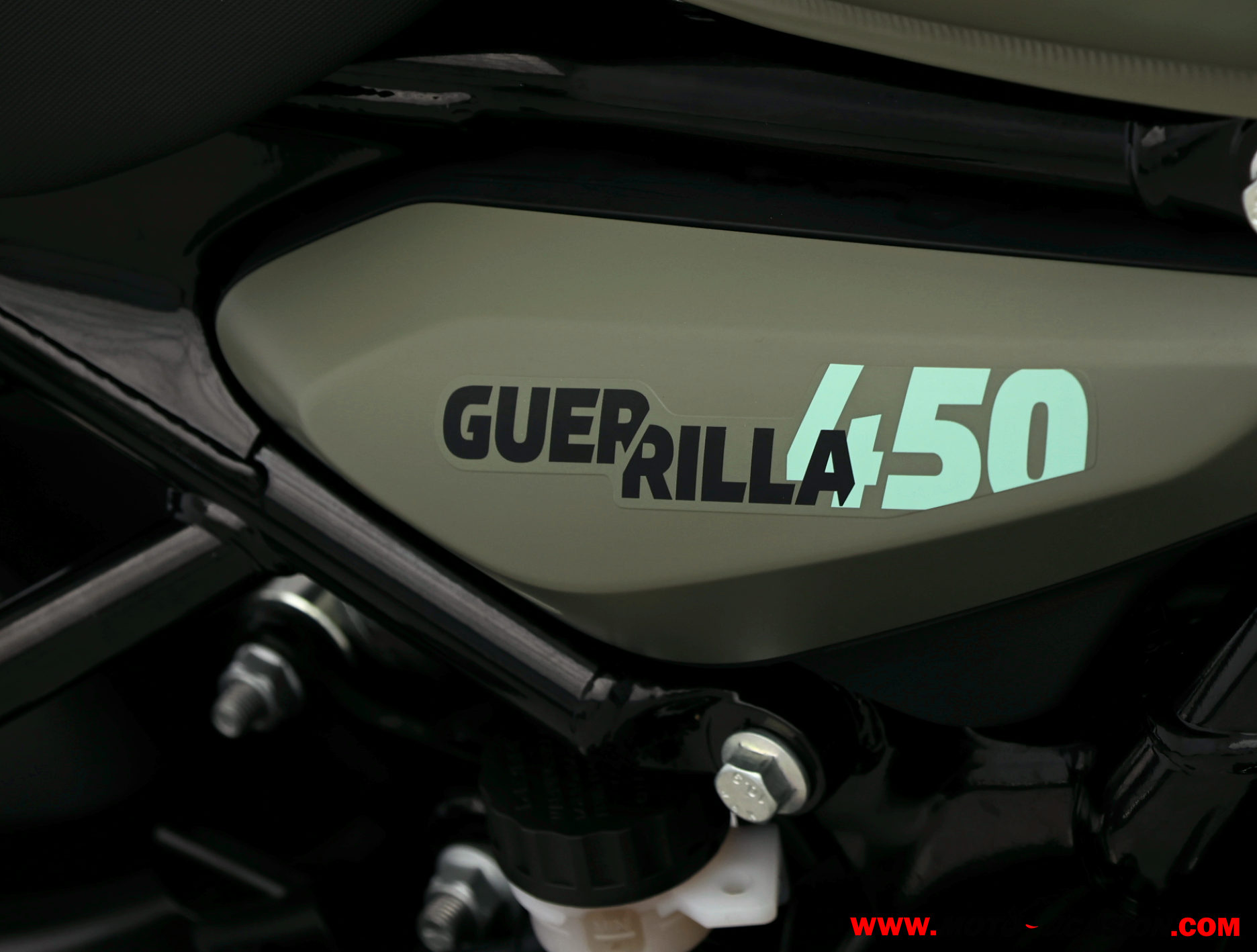 ROYAL ENFIELD GUERRILLA 450 -APTA A2- GARANTÍA OFICIAL