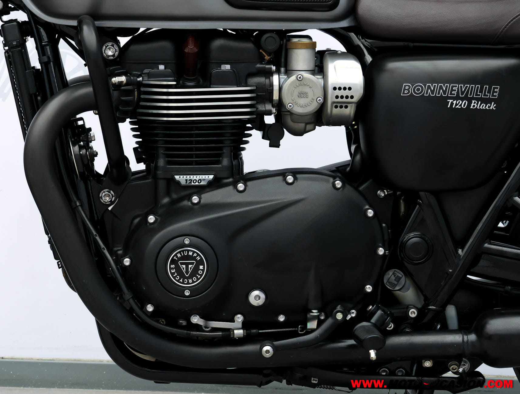 TRIUMPH BONNEVILLE T120 BLACK ¿A2?
