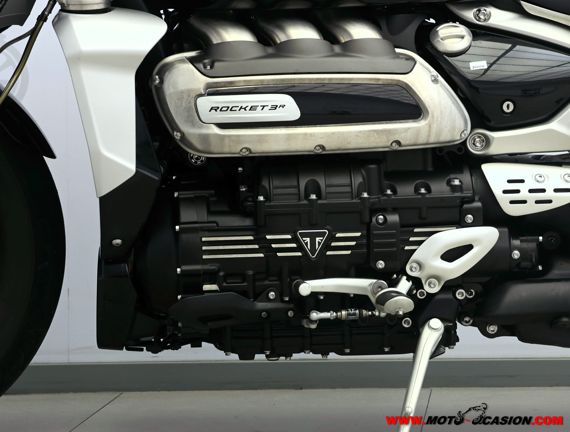 TRIUMPH ROCKET 3 R