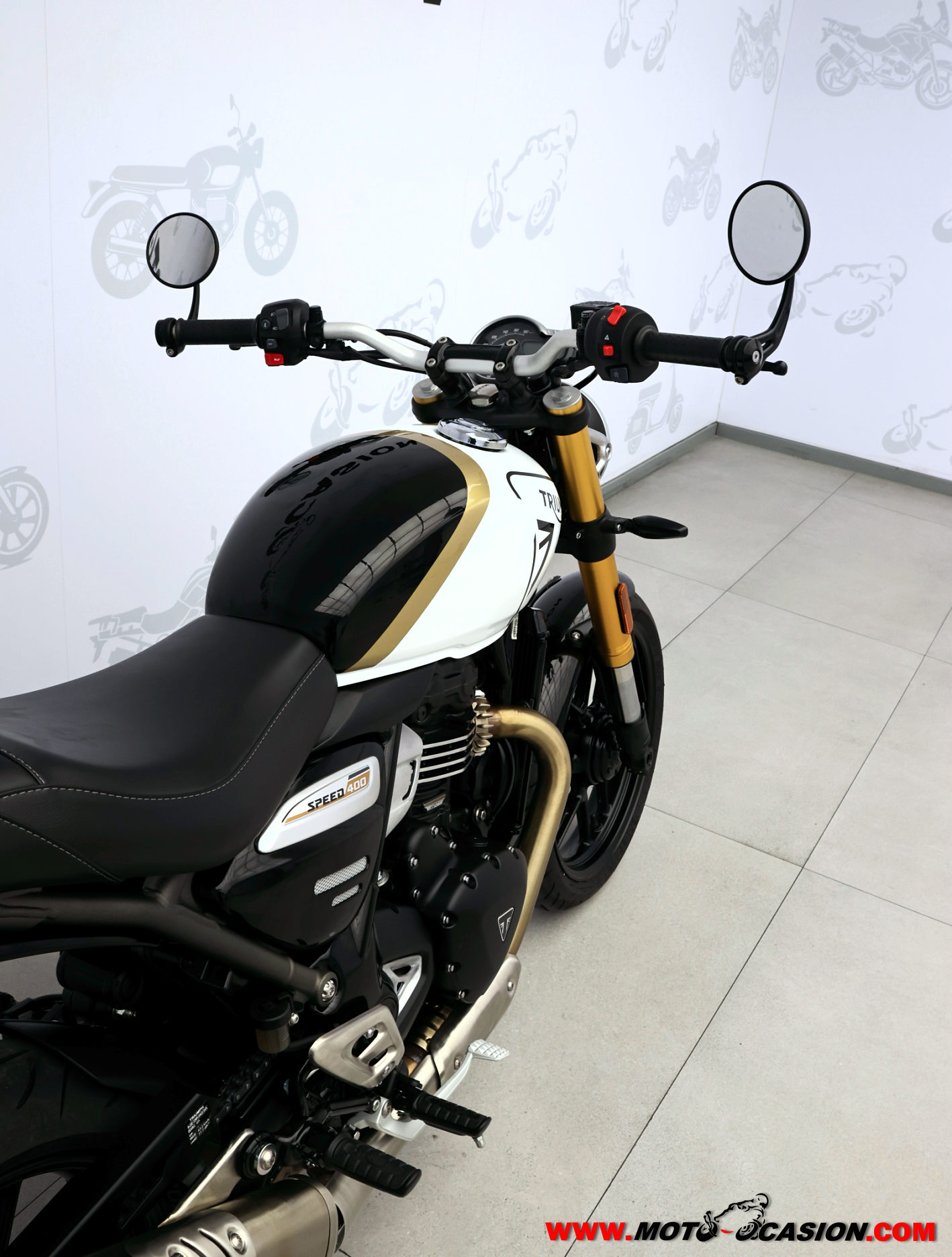 TRIUMPH SPEED 400 -APTA A2- GARANTÍA OFICIAL (copia)