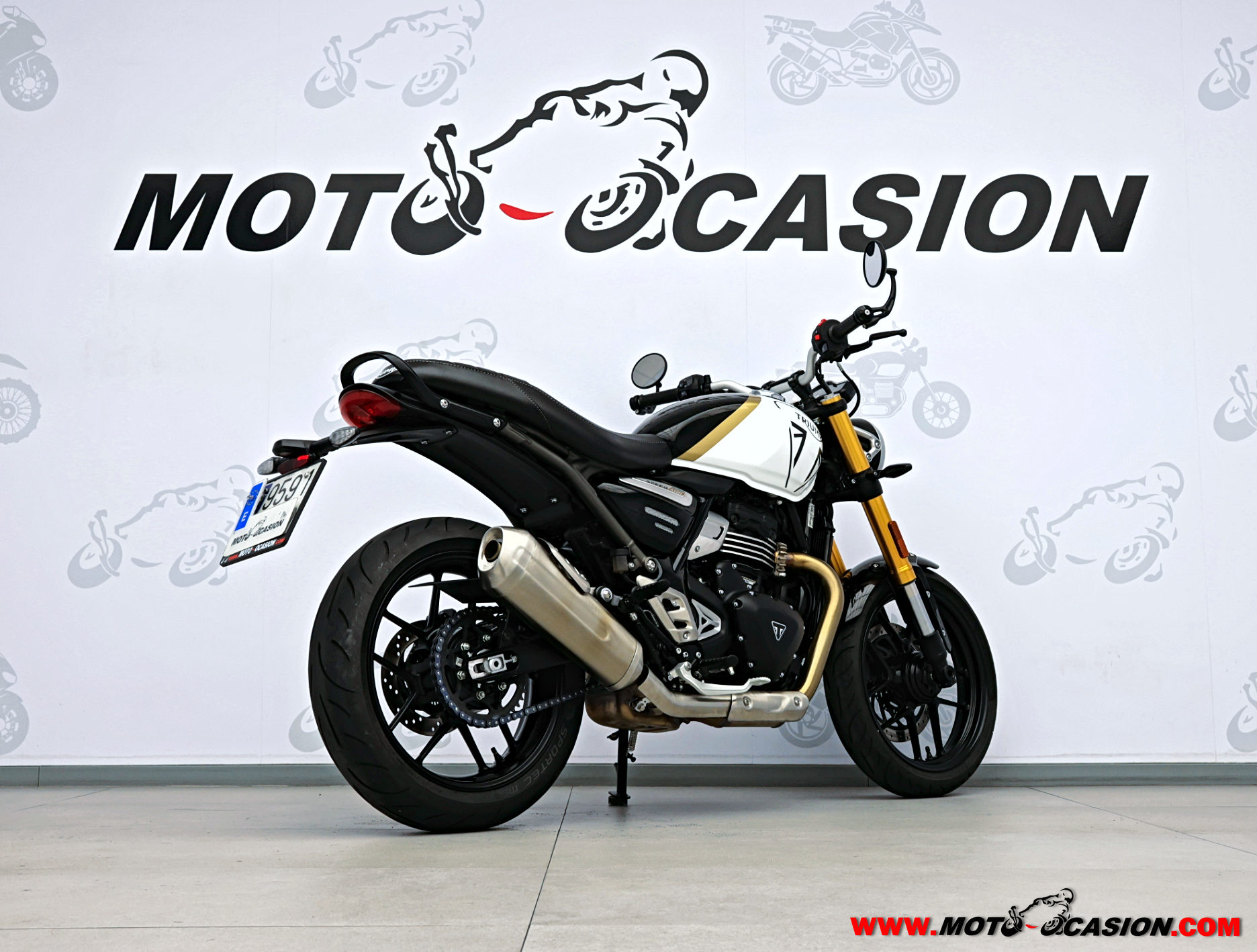 TRIUMPH SPEED 400 -APTA A2- GARANTÍA OFICIAL (copia)