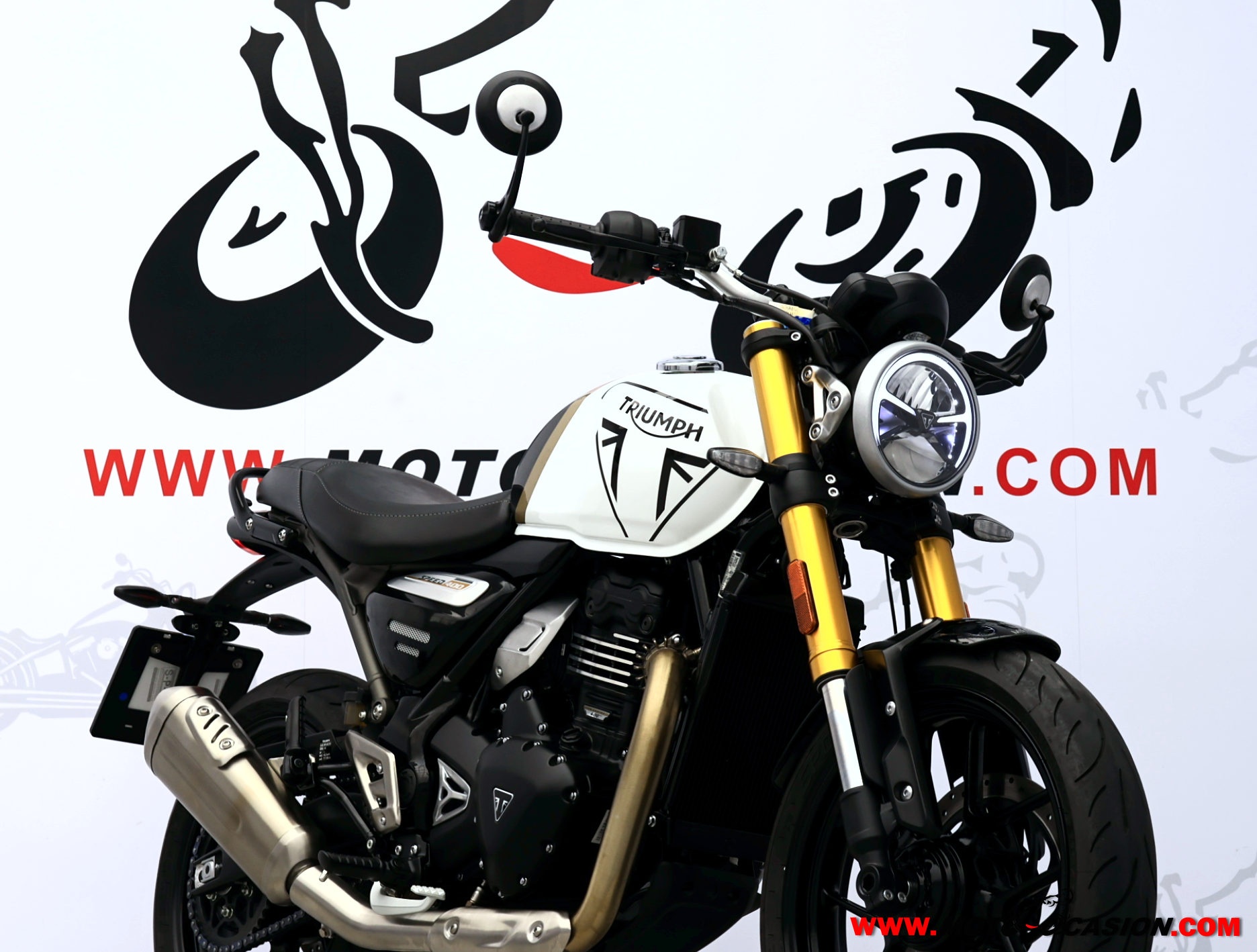 TRIUMPH SPEED 400 -APTA A2- GARANTÍA OFICIAL (copia)