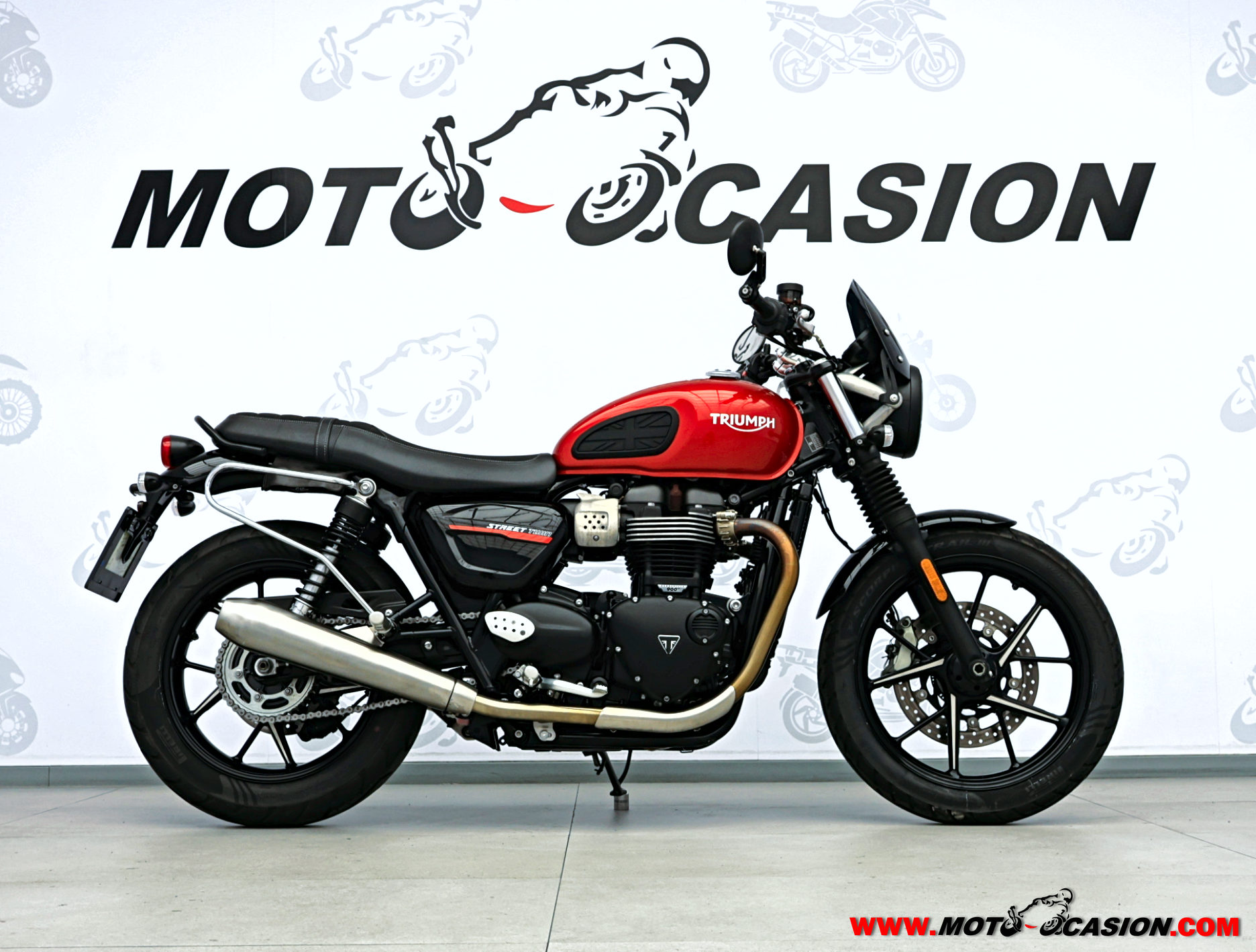 TRIUMPH STREET TWIN 900 -A2- (copia)
