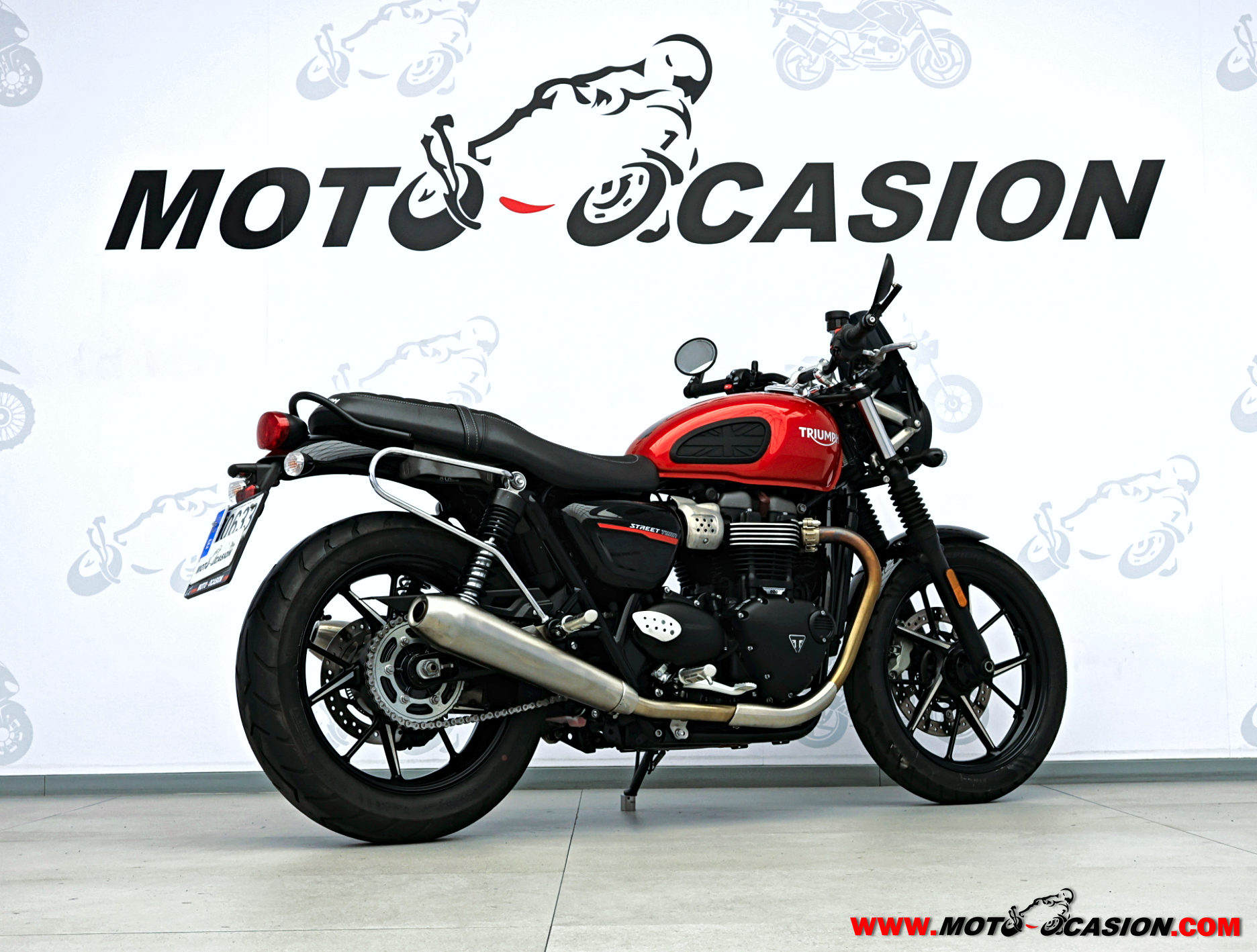 TRIUMPH STREET TWIN 900 -A2- (copia)