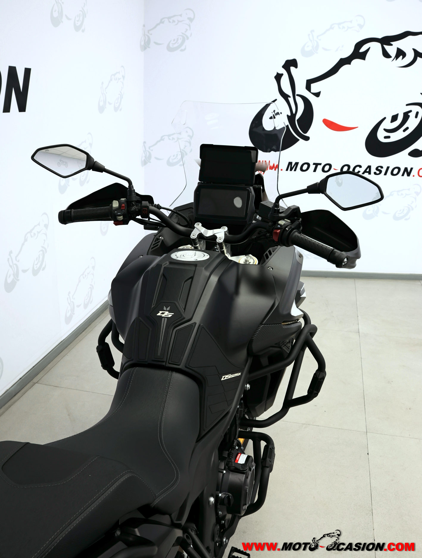 VOGE 525 DSX BLACK KNIGHT -APTA A2- GARANTÍA OFICIAL