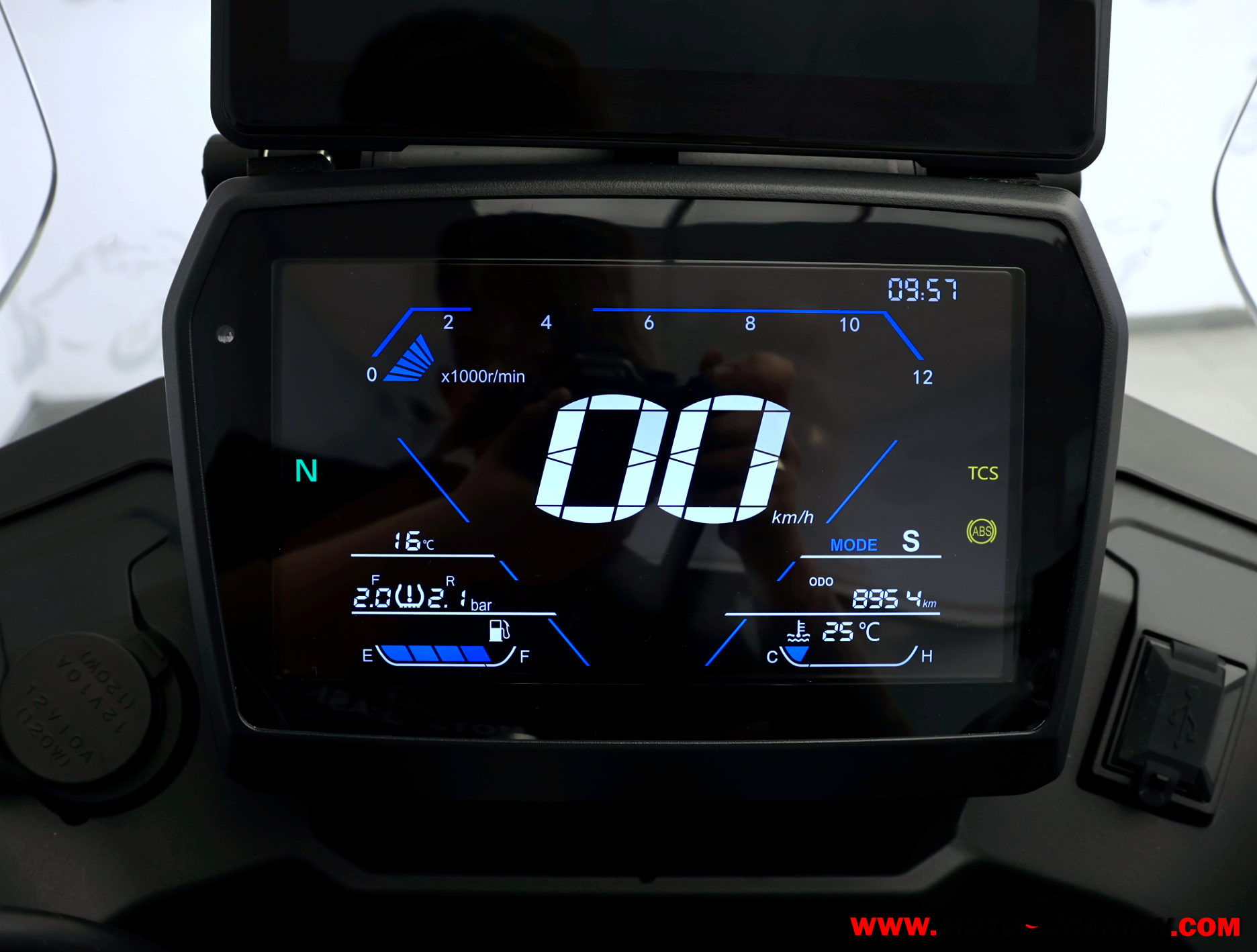 VOGE 525 DSX BLACK KNIGHT -APTA A2- GARANTÍA OFICIAL