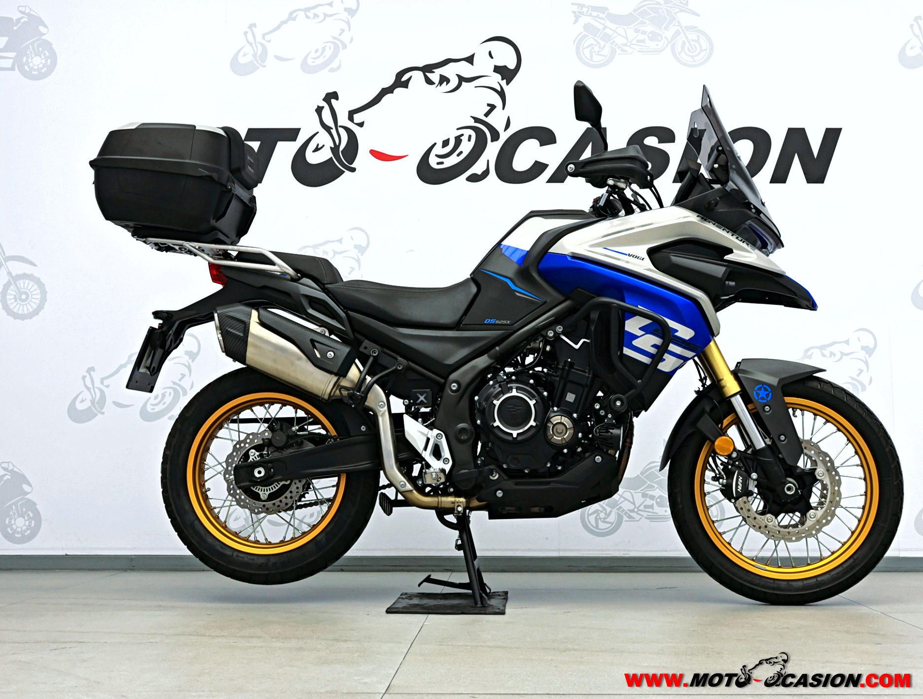VOGE 525 DSX BLACK KNIGHT -APTA A2- GARANTÍA OFICIAL (copia)