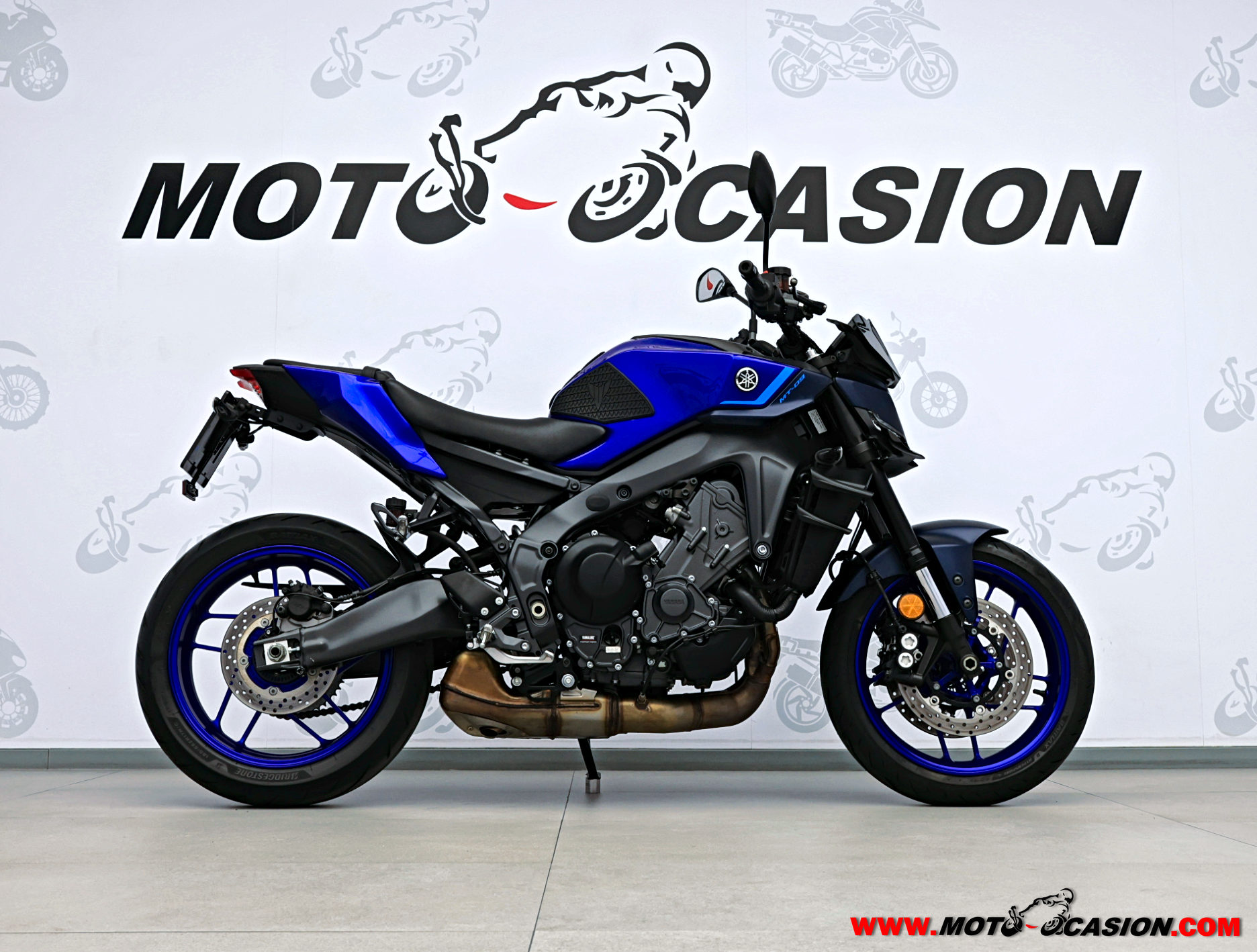 YAMAHA MT-09