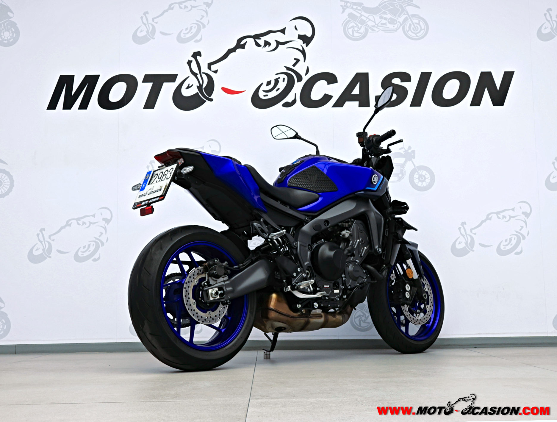 YAMAHA MT-09