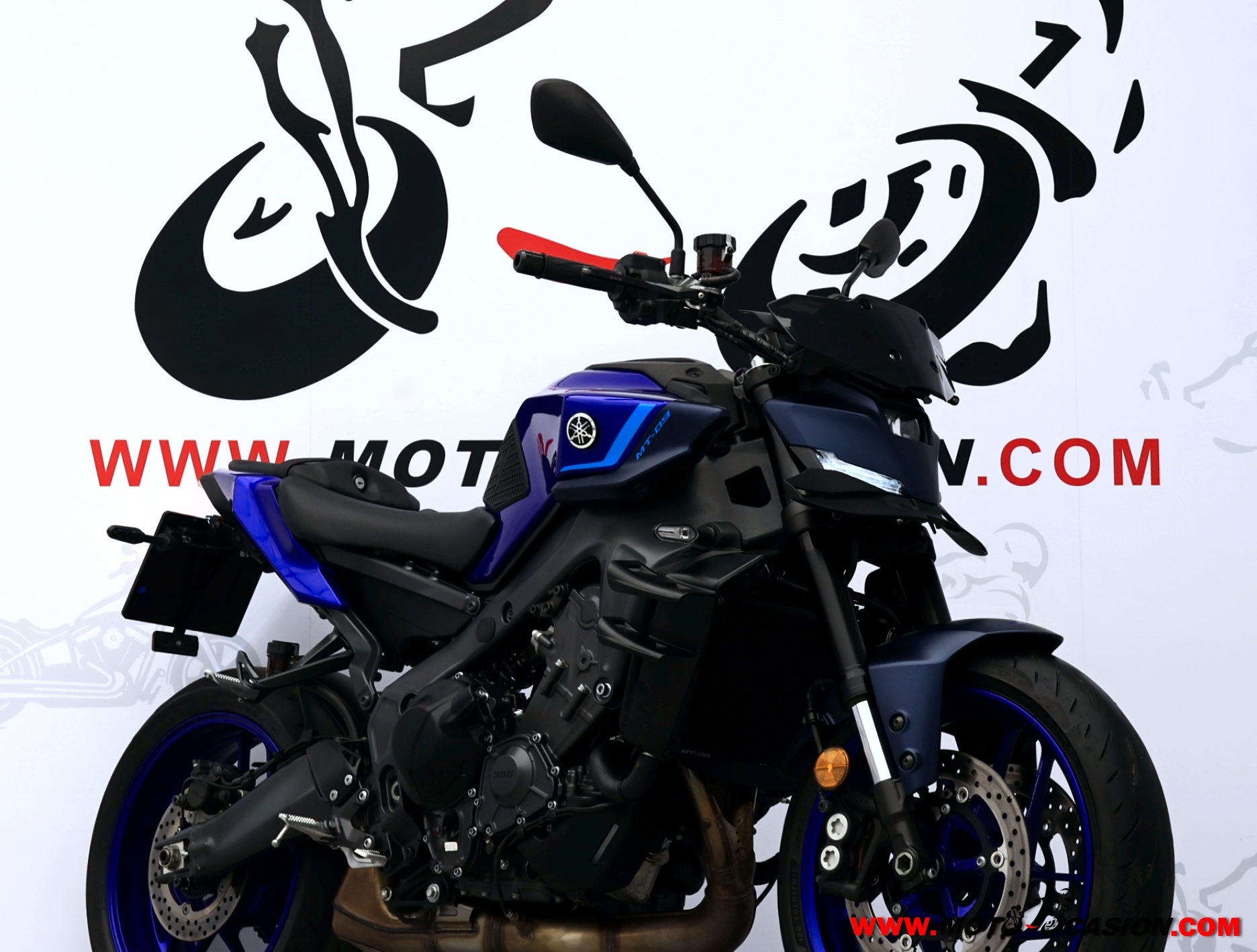 YAMAHA MT-09