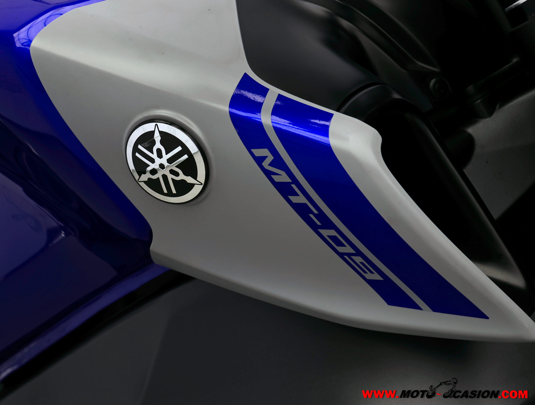 YAMAHA MT-09