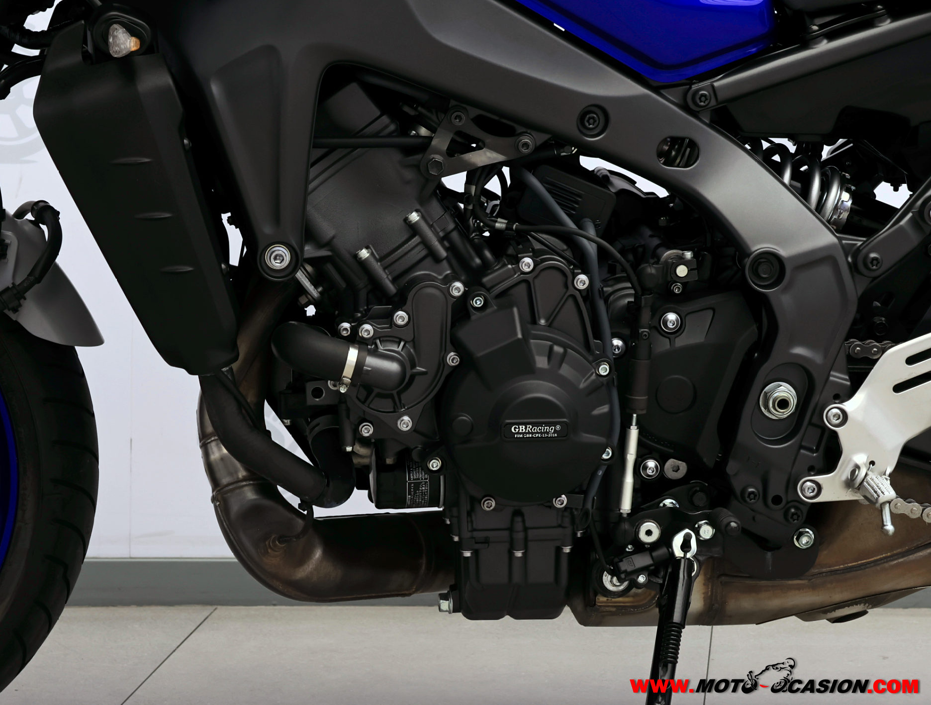 YAMAHA MT-09