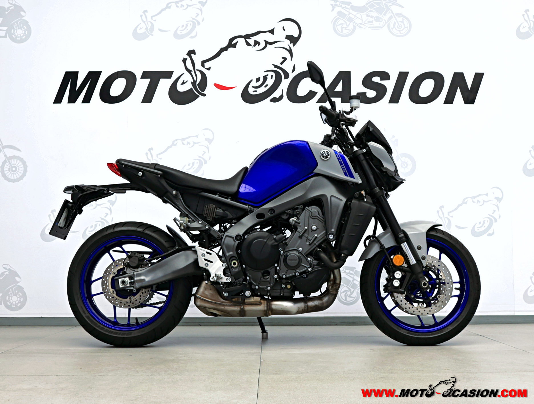 YAMAHA MT-09