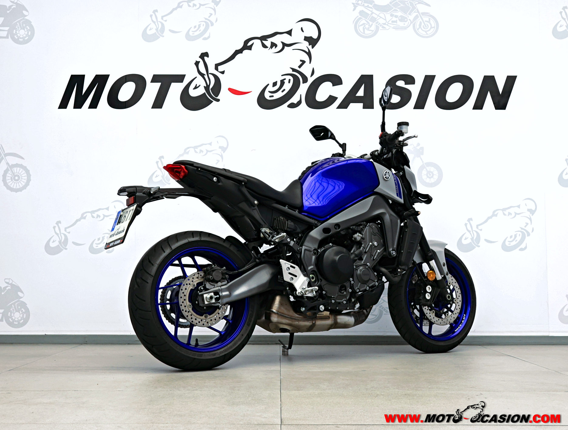 YAMAHA MT-09