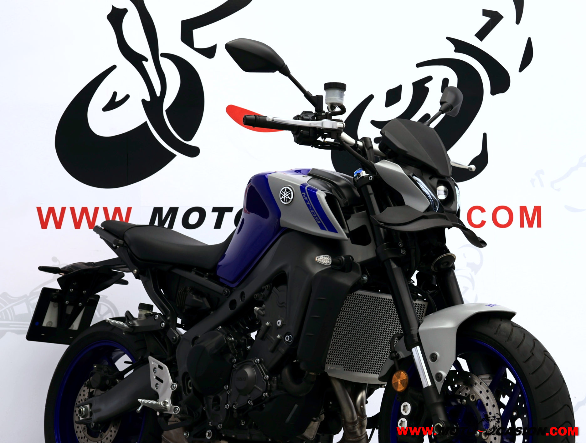 YAMAHA MT-09