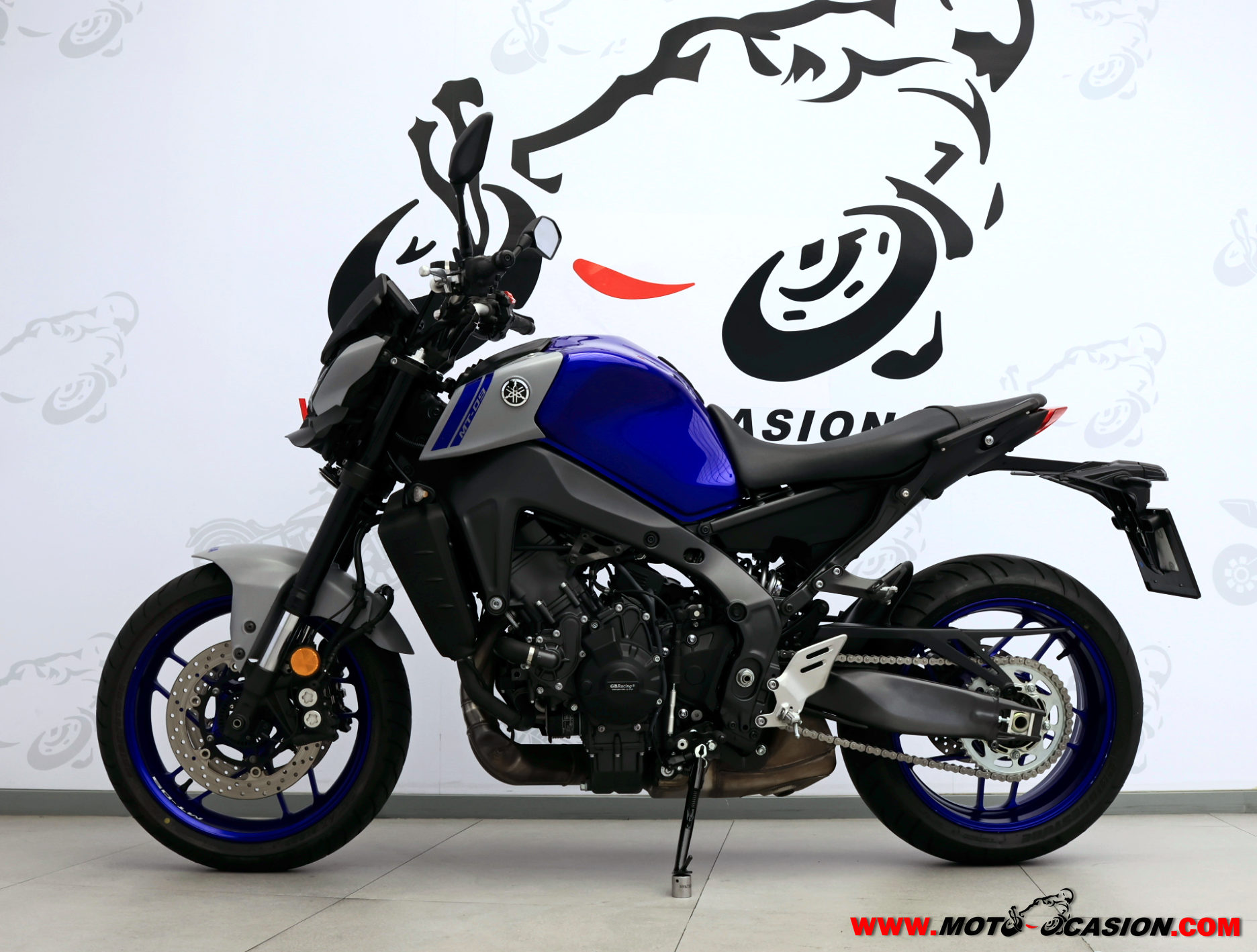 YAMAHA MT-09