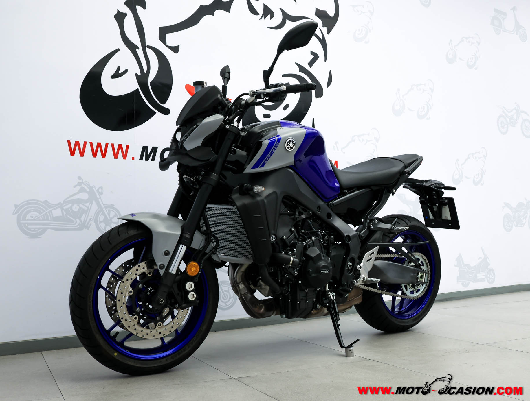 YAMAHA MT-09