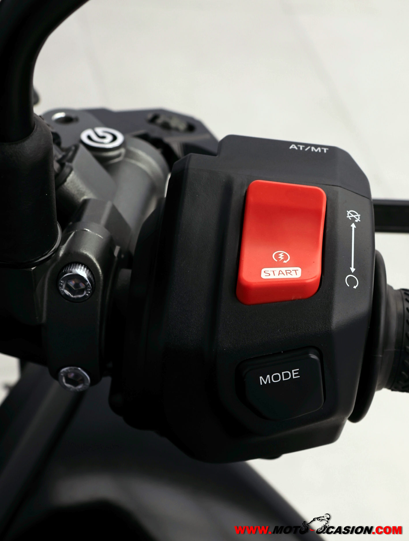 YAMAHA MT-09 Y-AMT -GARANTÍA OFICIAL-