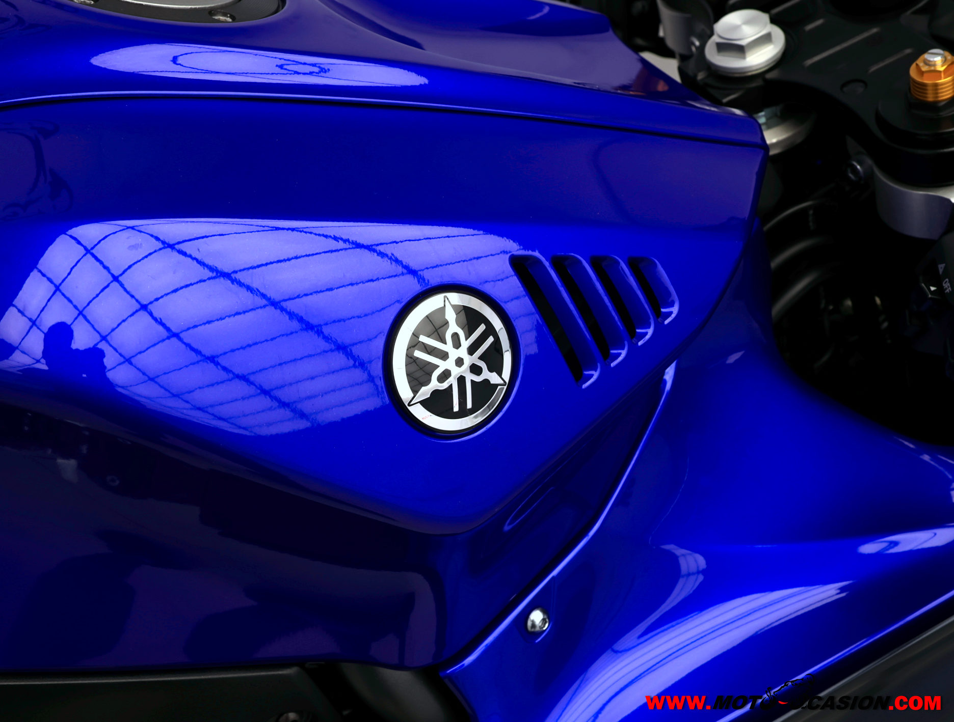 YAMAHA R7 -A2-