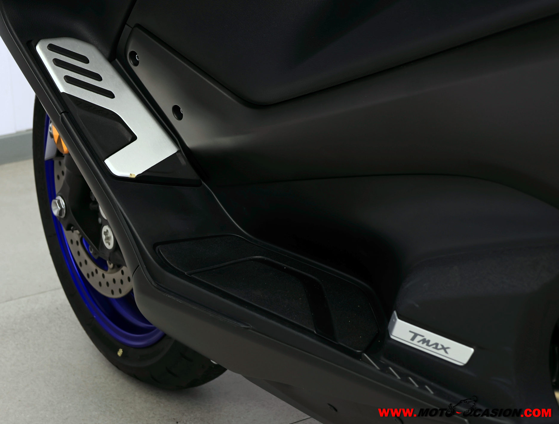 YAMAHA T-MAX 560 -APTA A2-